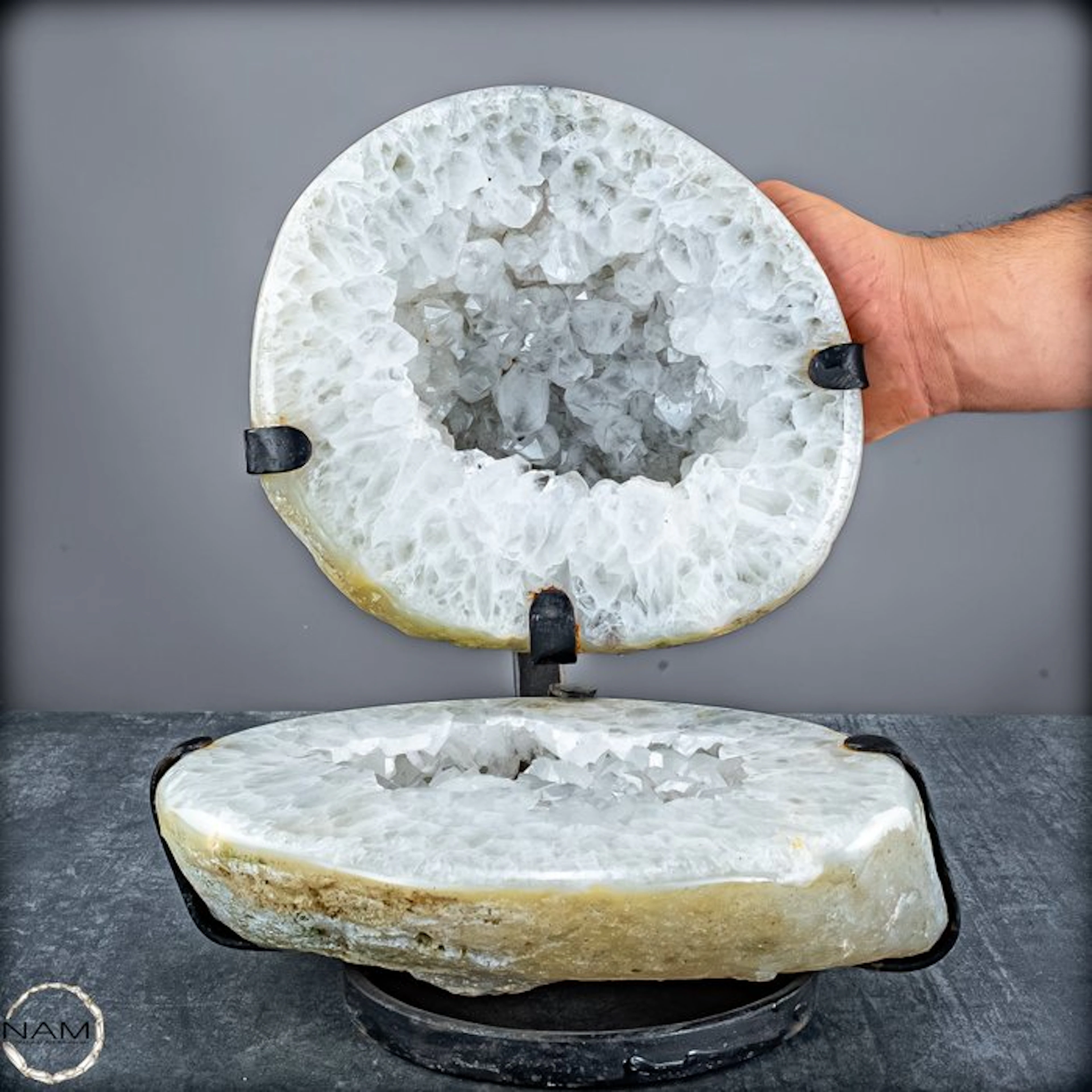 Agate Druzy Jewelry Box – A hidden crystal realm for...