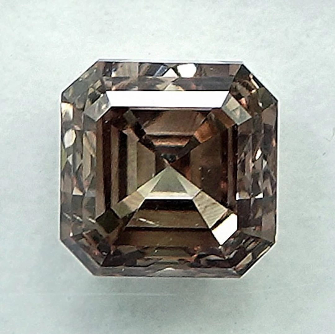 1 pcs Diamond (Natural coloured) - 0.87 ct - Square...