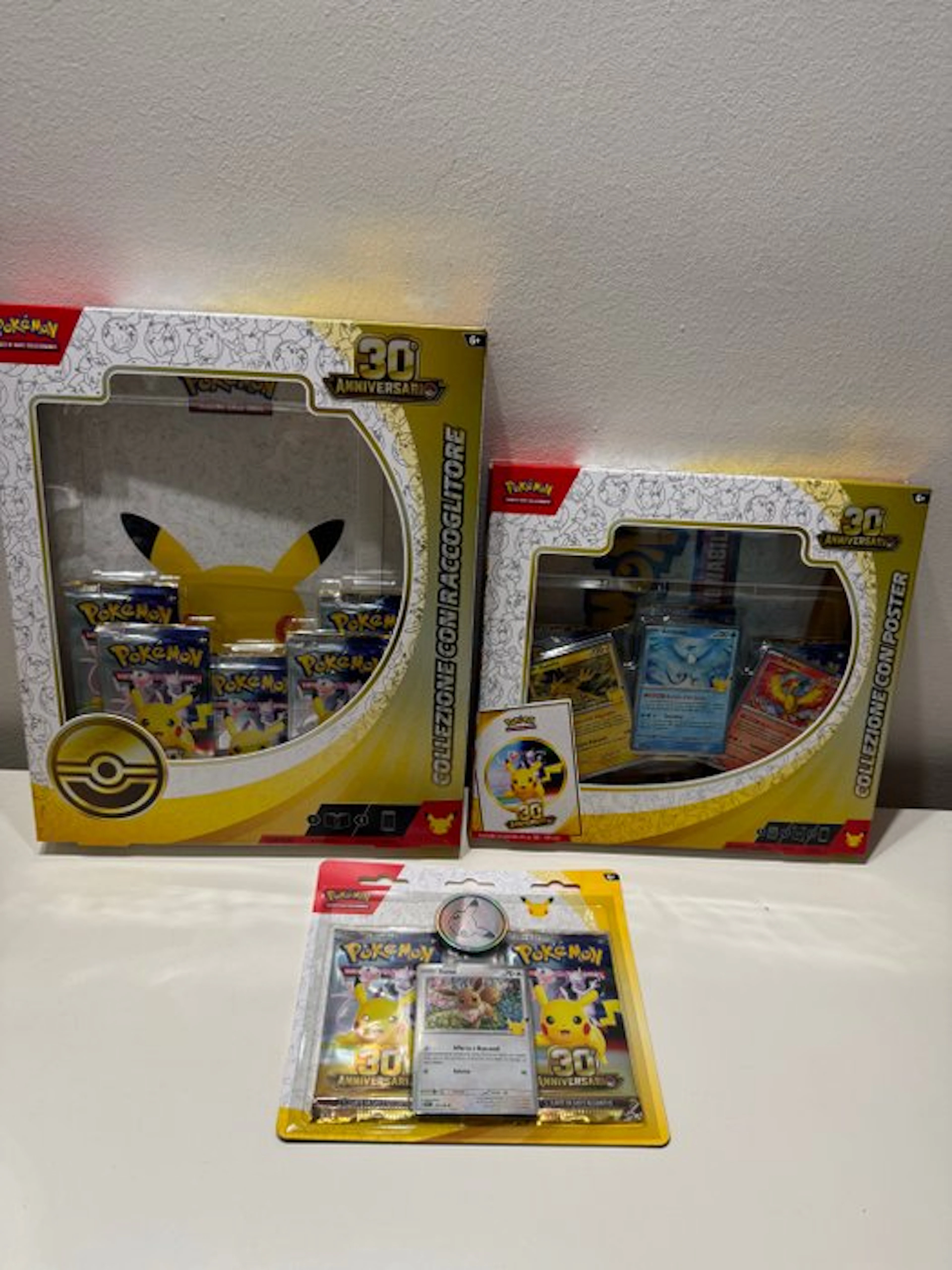 Pokemon 30 Celebration Anniversary Bundle Italian