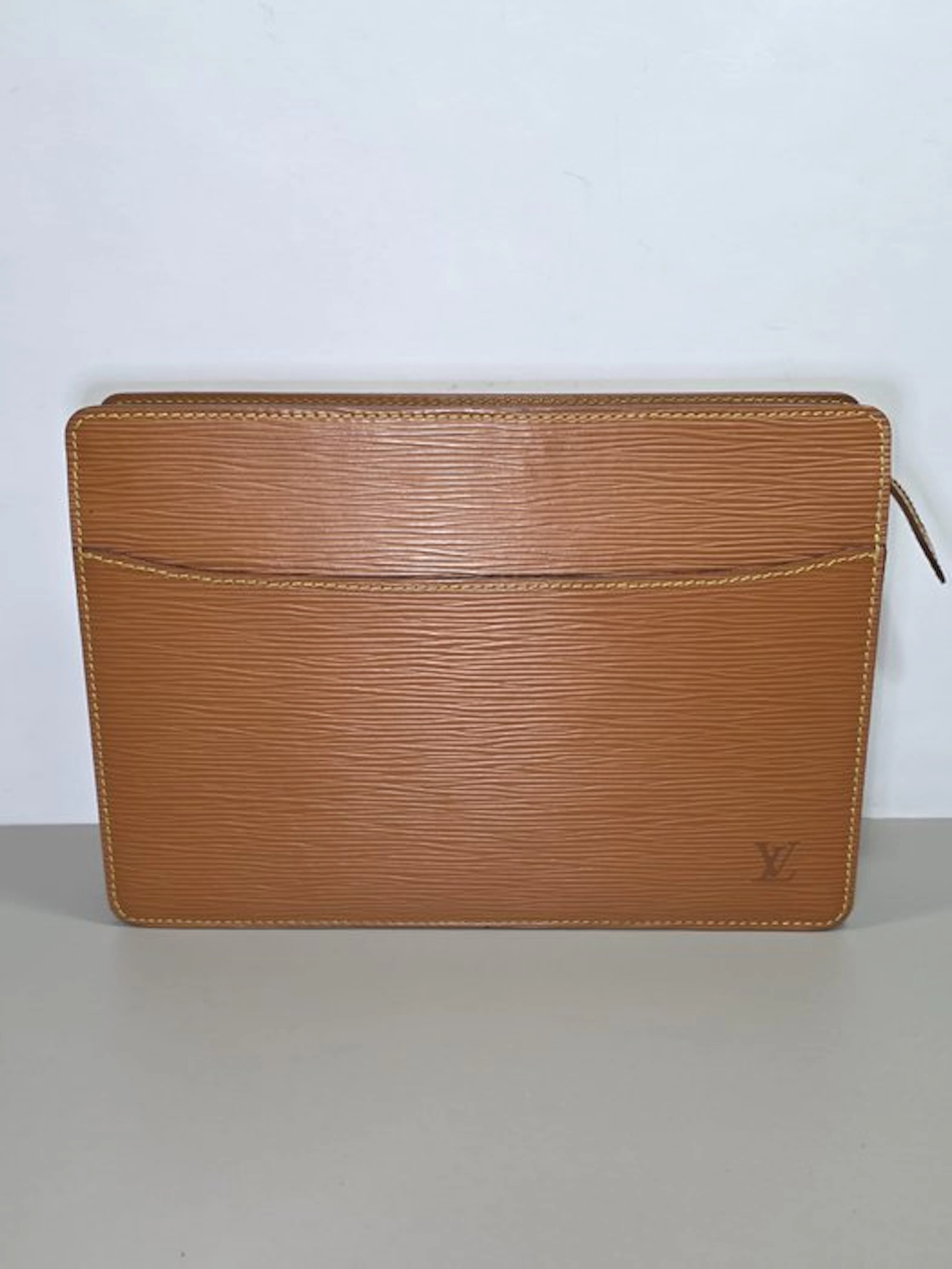 Louis Vuitton - Pochette - Handbag