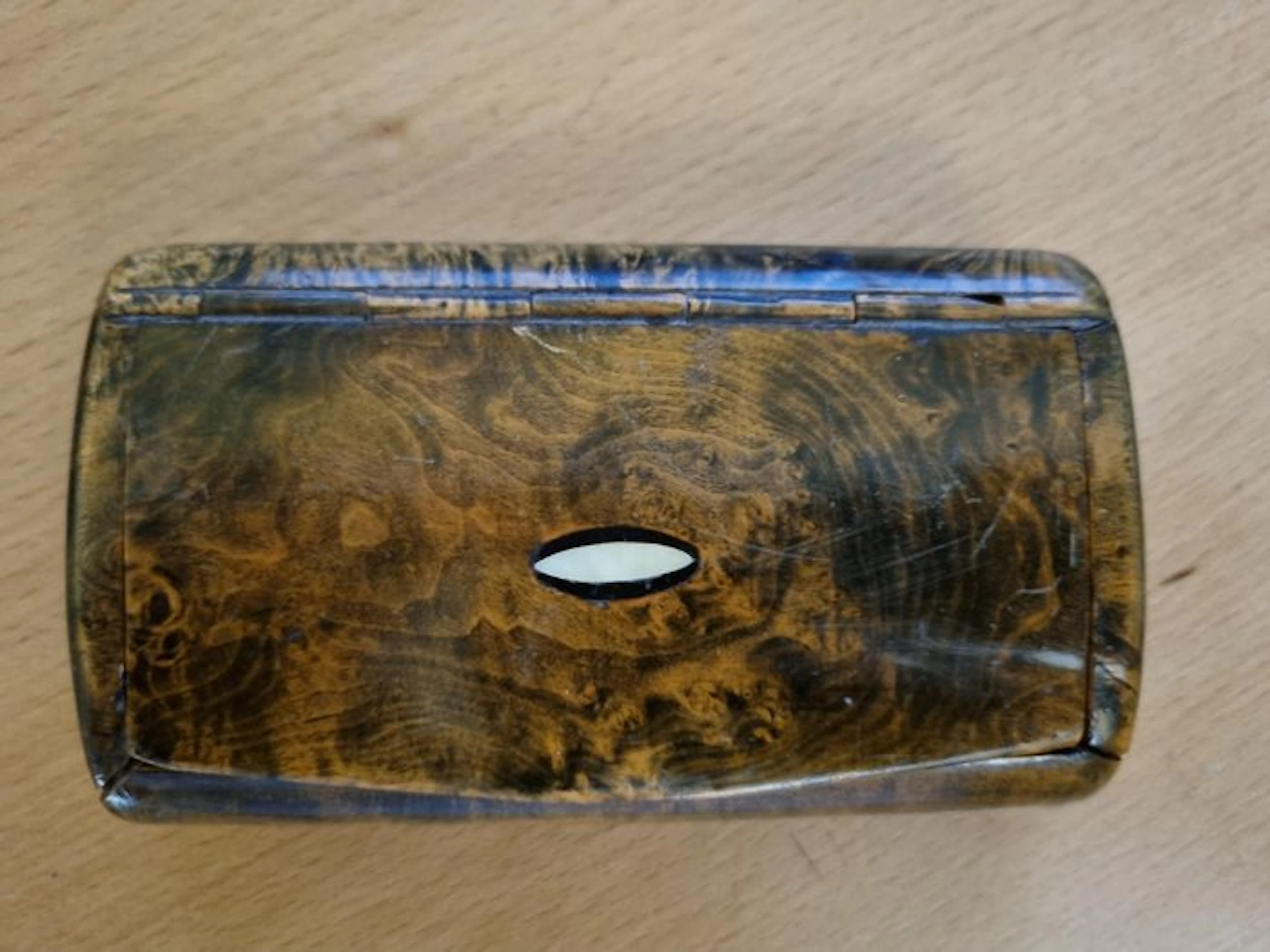 Snuff box - it resides.
