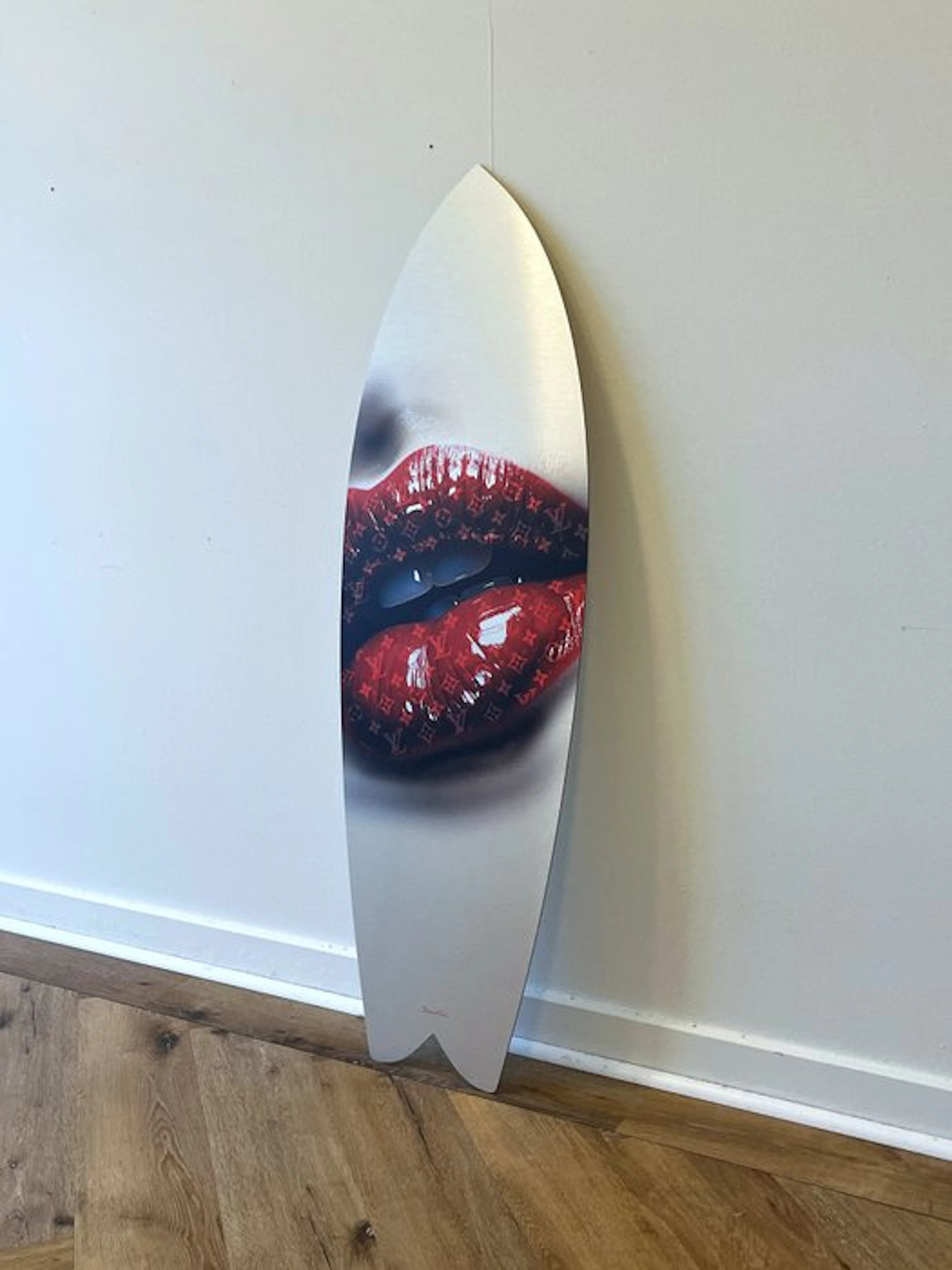Suketchi - Louis Vuitton Kiss Surfboard