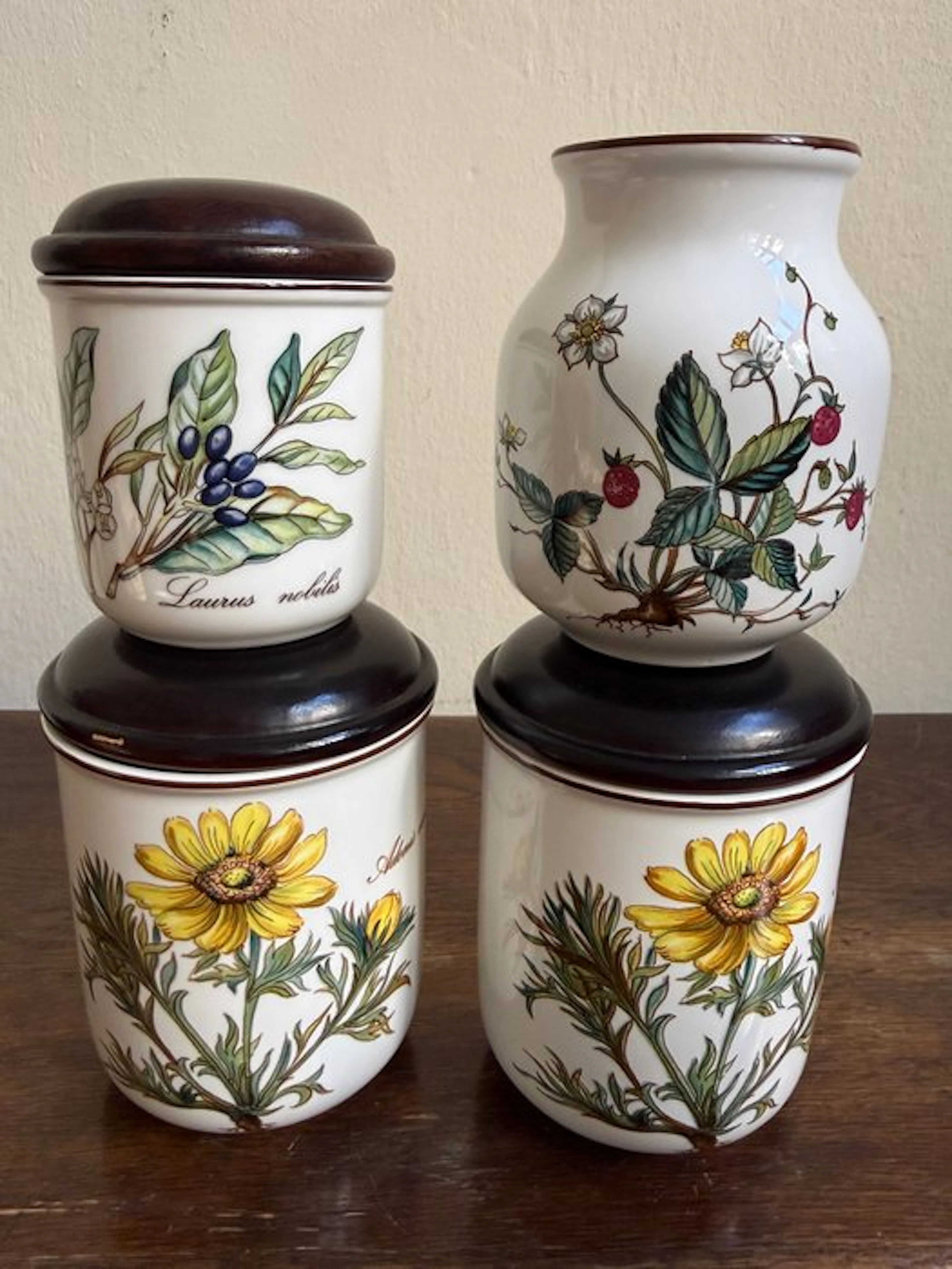 Villeroy & Boch - Can (5) - Botanica - Porcelain - 3 cans, 1 vase & 1 jug