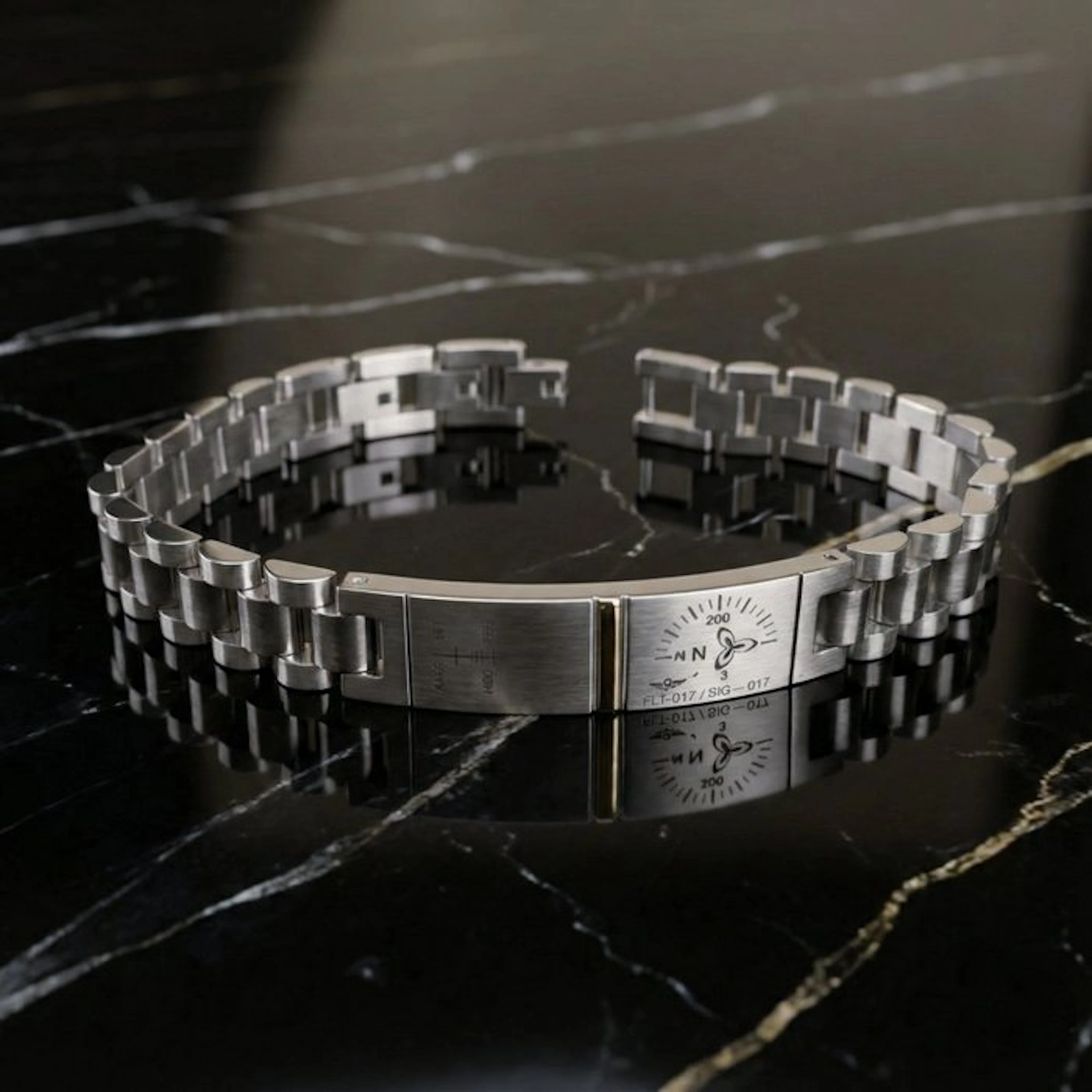 18 kt. - Base bracelet in surgical steel, Yellow gold - Bracelet -