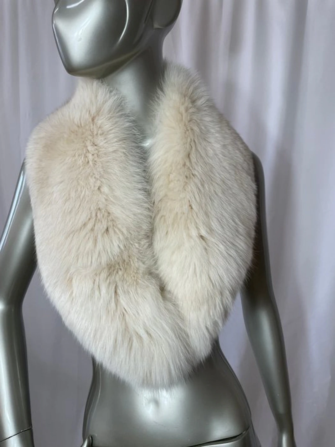 Artisan Furrier - Scarf