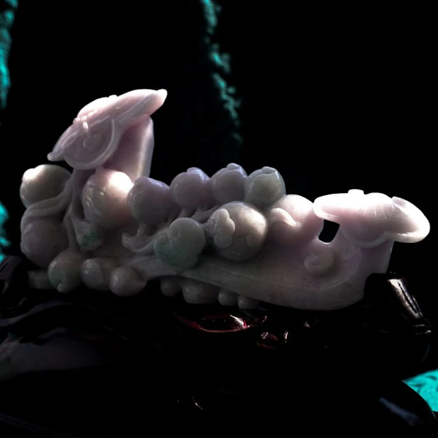 Jadeite Sculpture by Master Zhang Mingke – “Lingzhi of...