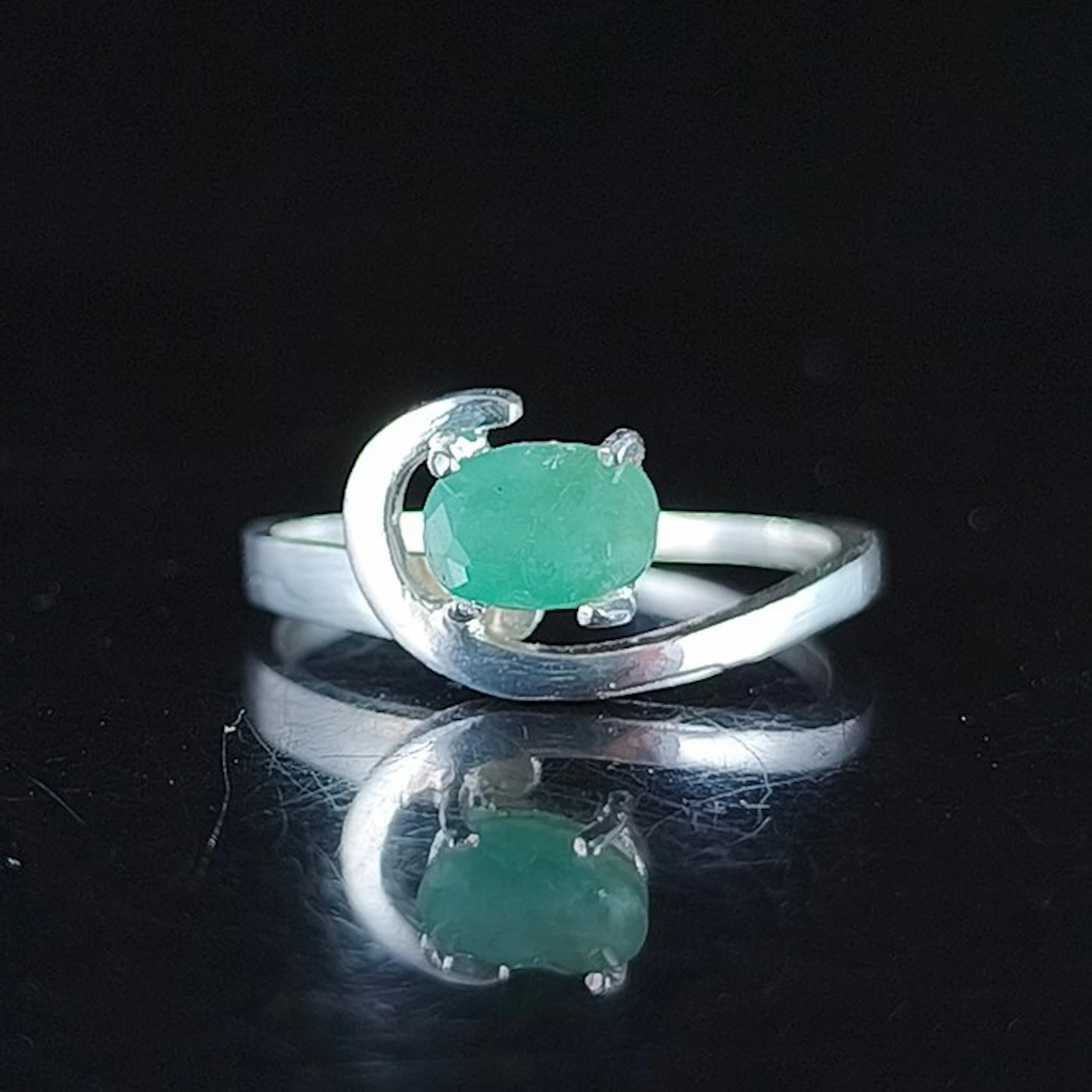 Emerald - Silver - Ring - UNCONDITIONAL LOVE