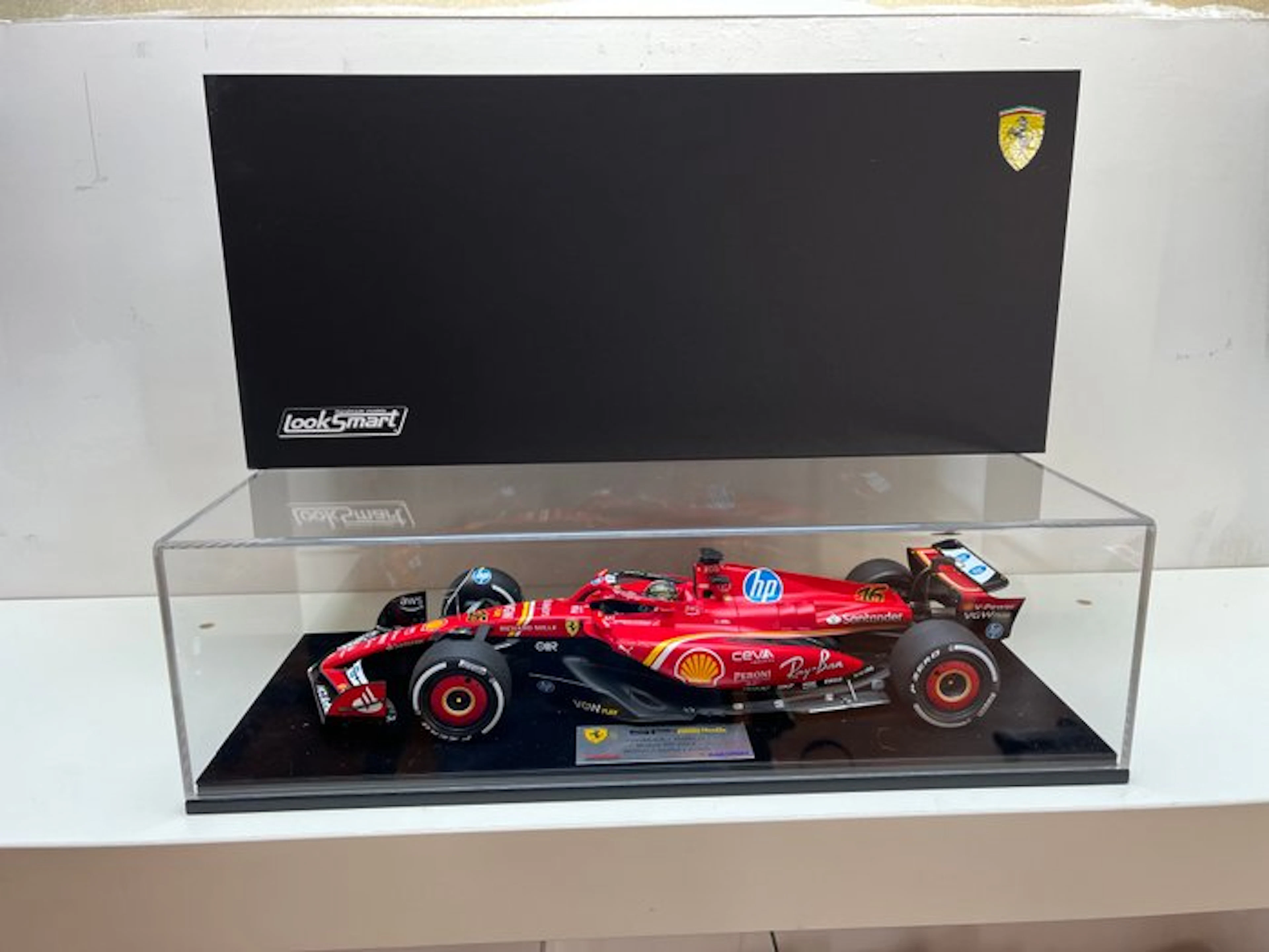 Look Smart 1:18 - Model race car - Ferrari SF-24 Monza GP...
