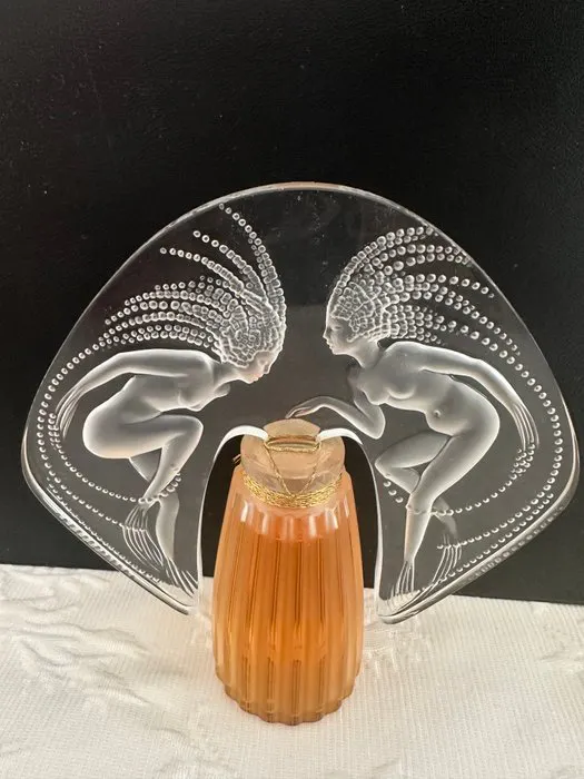 Lalique France - Perfume flask - Crystal - Lalique Ondines bottle