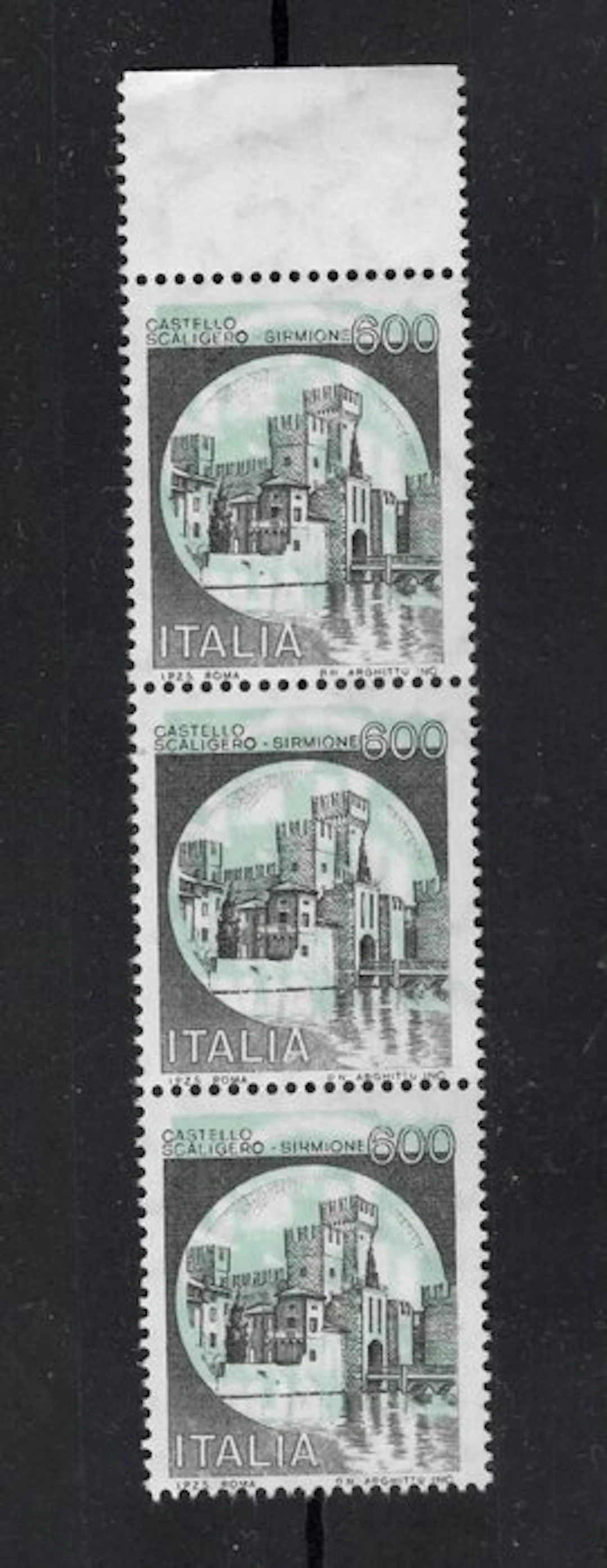 Italy 1980 - variety Italian Republic - Castelli 600 lire...
