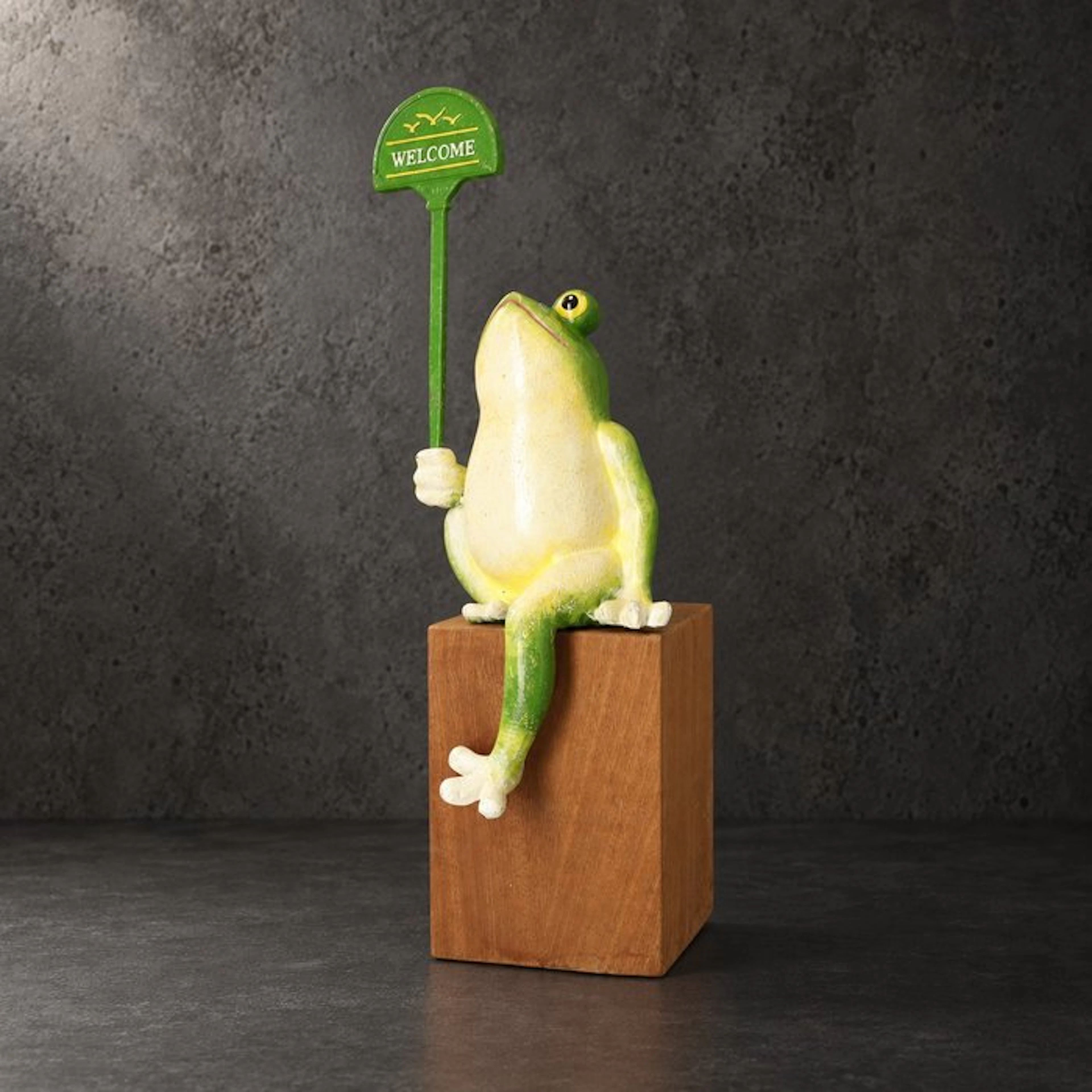 Figurine - A welcoming frog - Iron