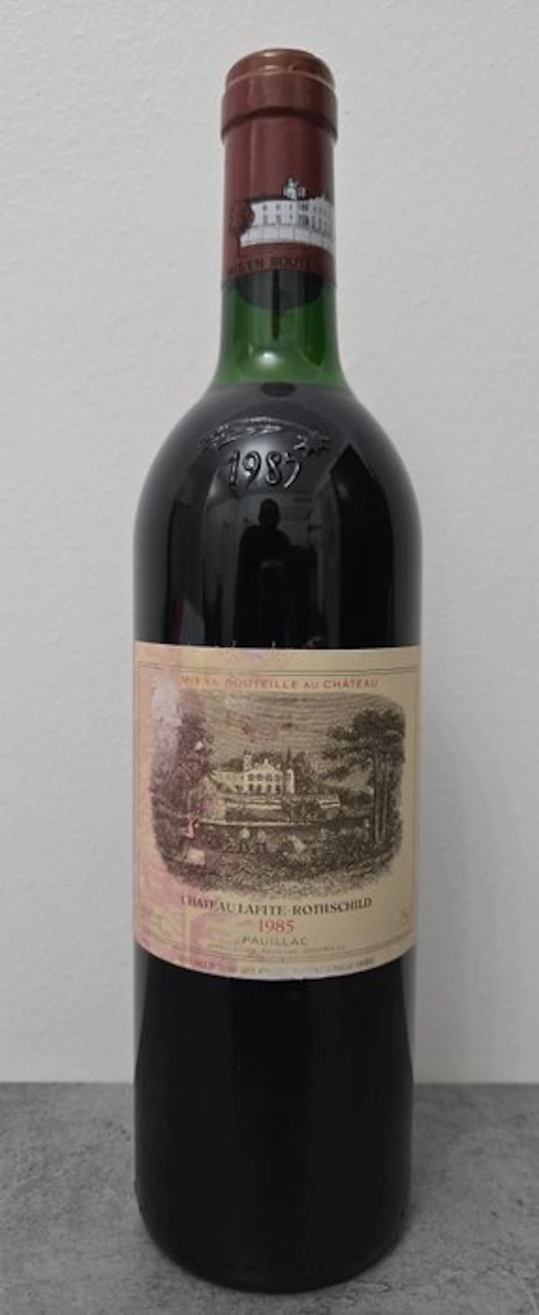 1985 Chateau Lafite-Rothschild - Pauillac 1er Grand Cru...