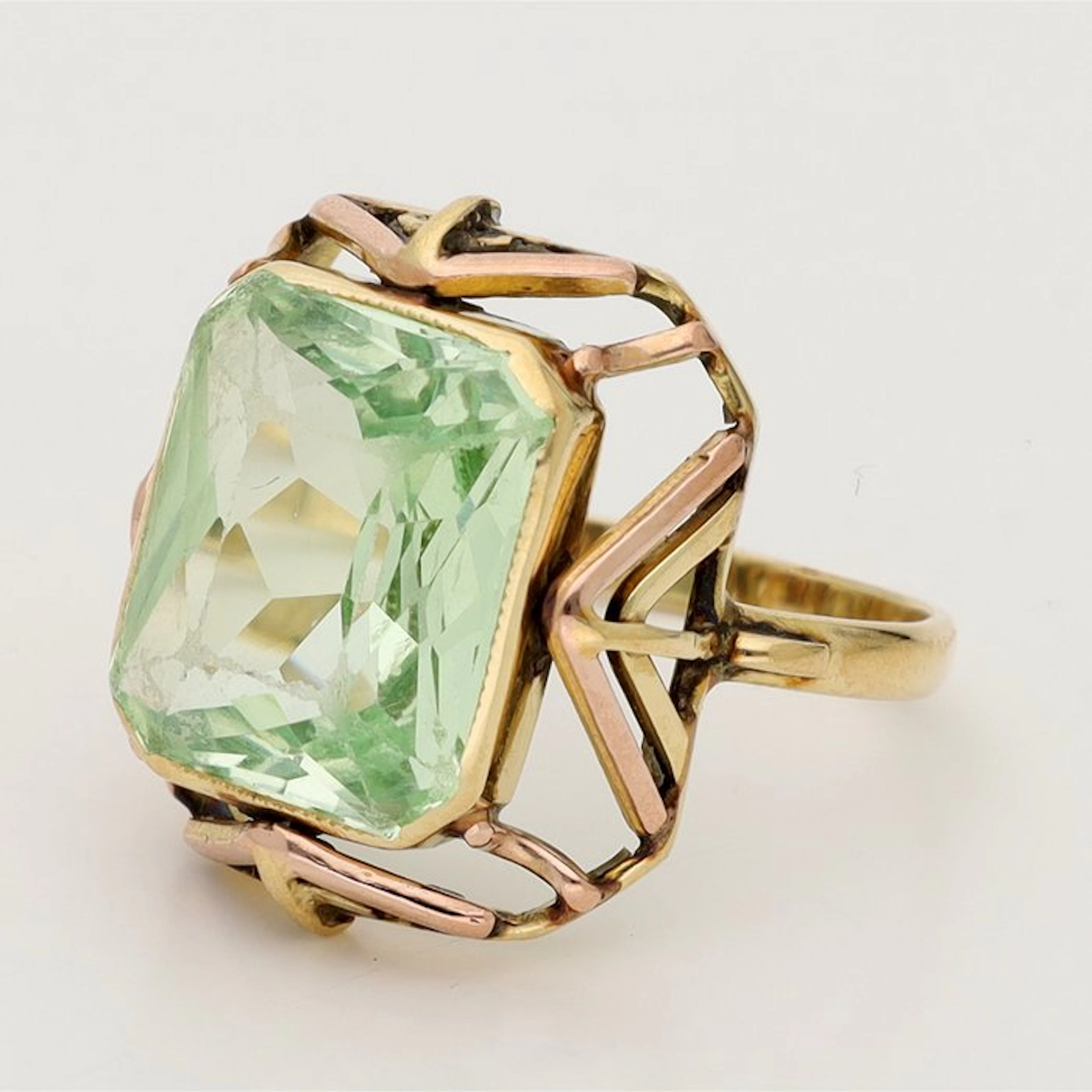 Ring - 14 kt. Yellow gold, Rose gold - 5.09ct. tw. Spinel