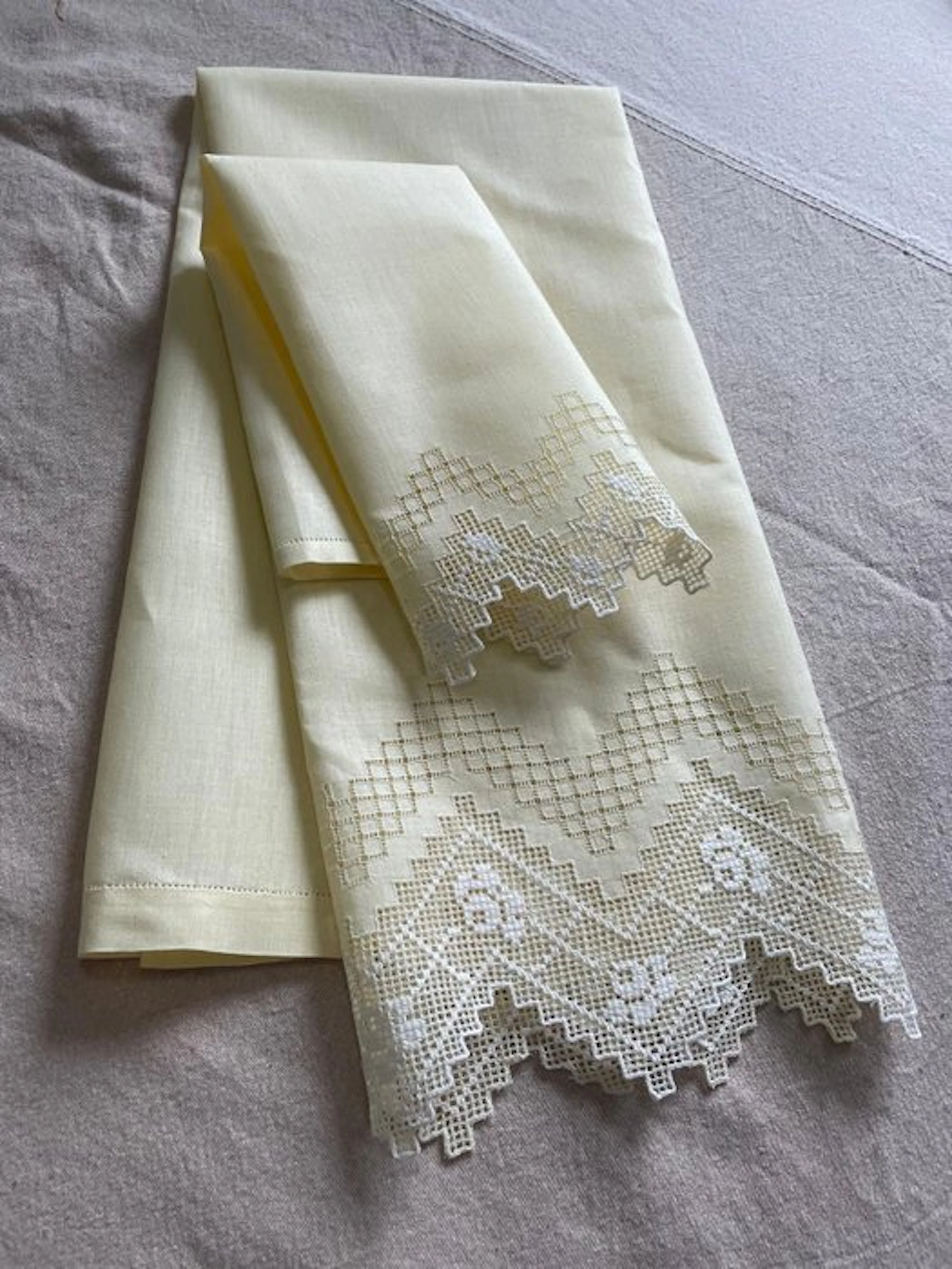 Italla - Towel (2) - 112 cm - 75 cm