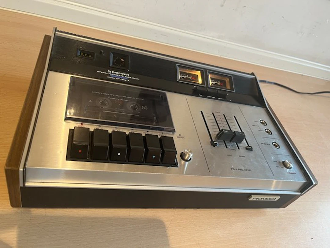 Pioneer - CT-3131A / 2-Head Single Front-Access Stereo Cassette recorder-player