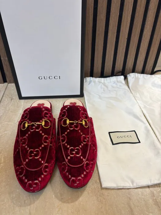 Gucci - Flat shoes - Size: EU 37.5