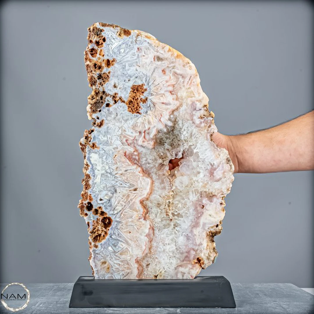 Pink amethyst with violet amethyst – A rare masterpiece...