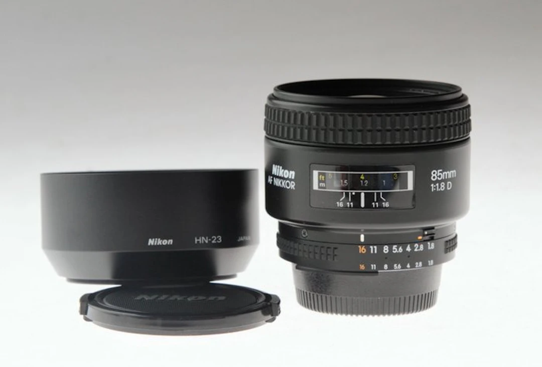 Nikon AF-Nikkor 85mm 1:1,8 D Prime lens