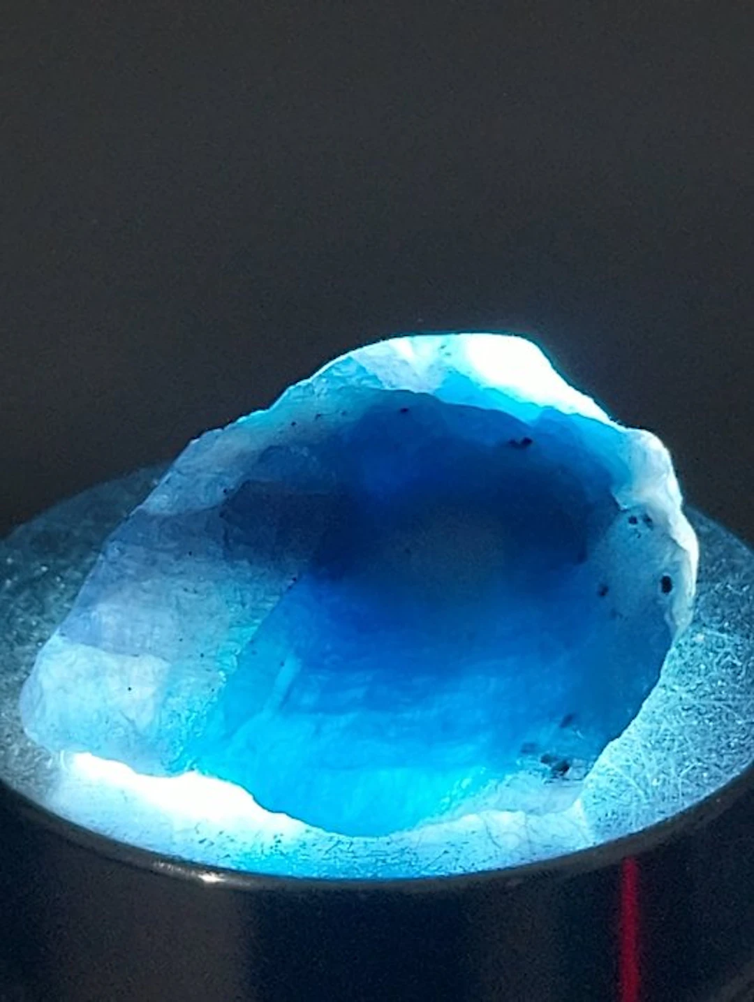 Sapphire Rough - Height: 2 cm - Width: 1.7 cm- 9 g - (1)