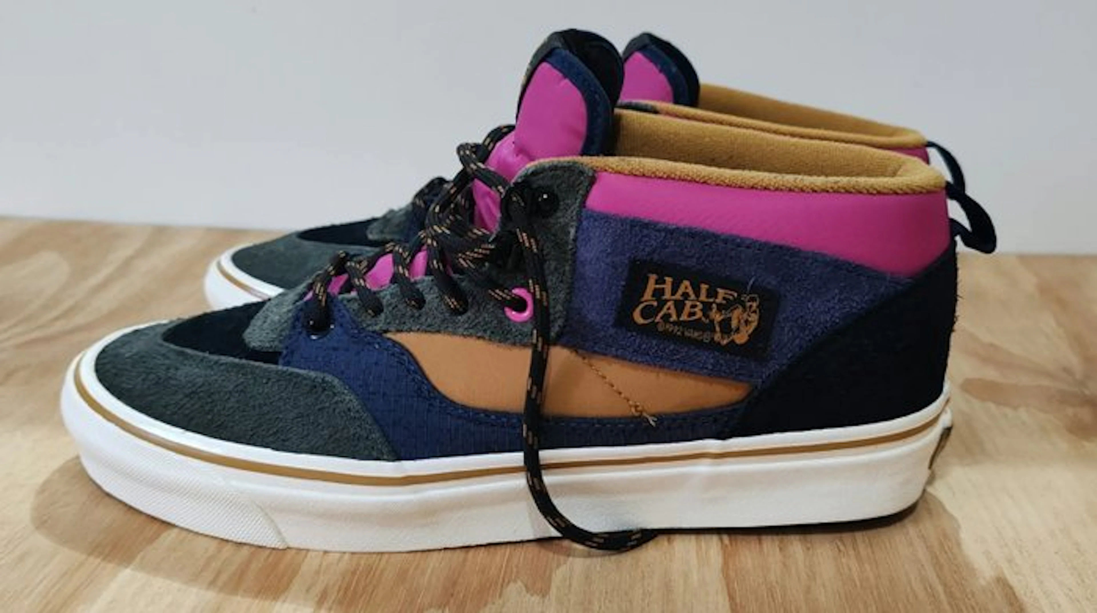 Vans - Low-top trainers - Size: EU 45 - New with tags