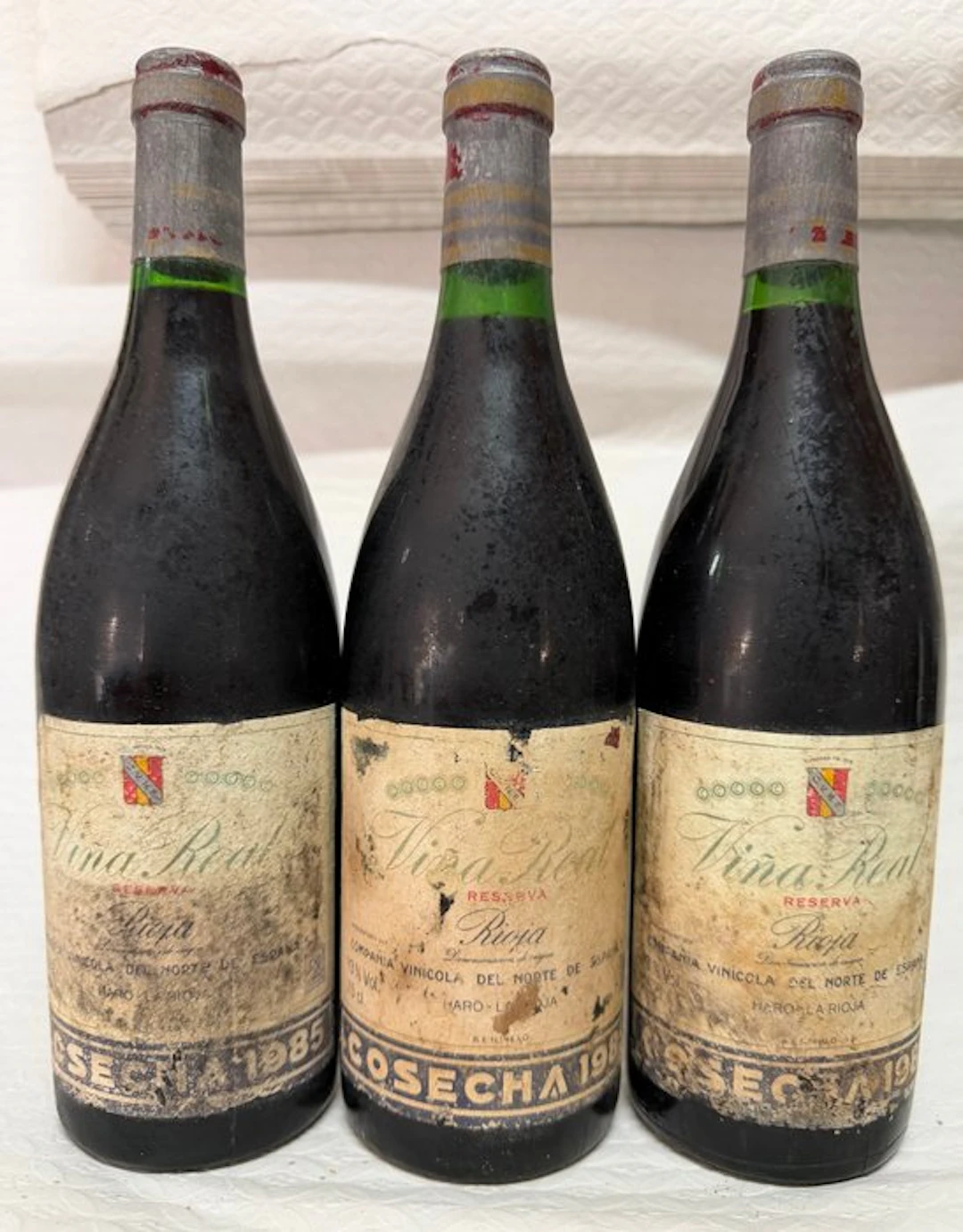 1985 C.V.N.E. Viña Real - Rioja Reserva - 3 Bottles (0.75L)