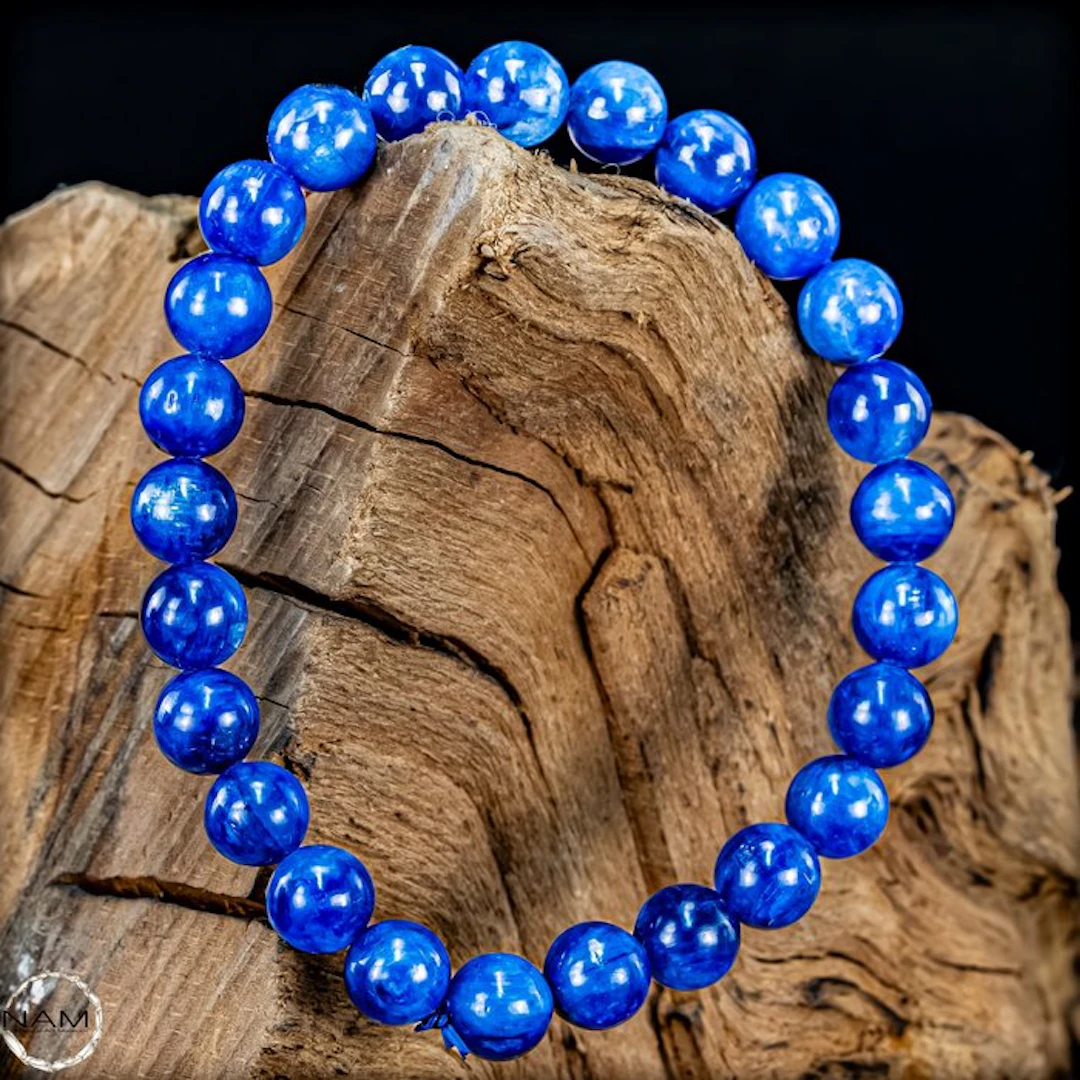 Elegant Kyanite Bracelet – Deep blue tones and natural elegance 99.4