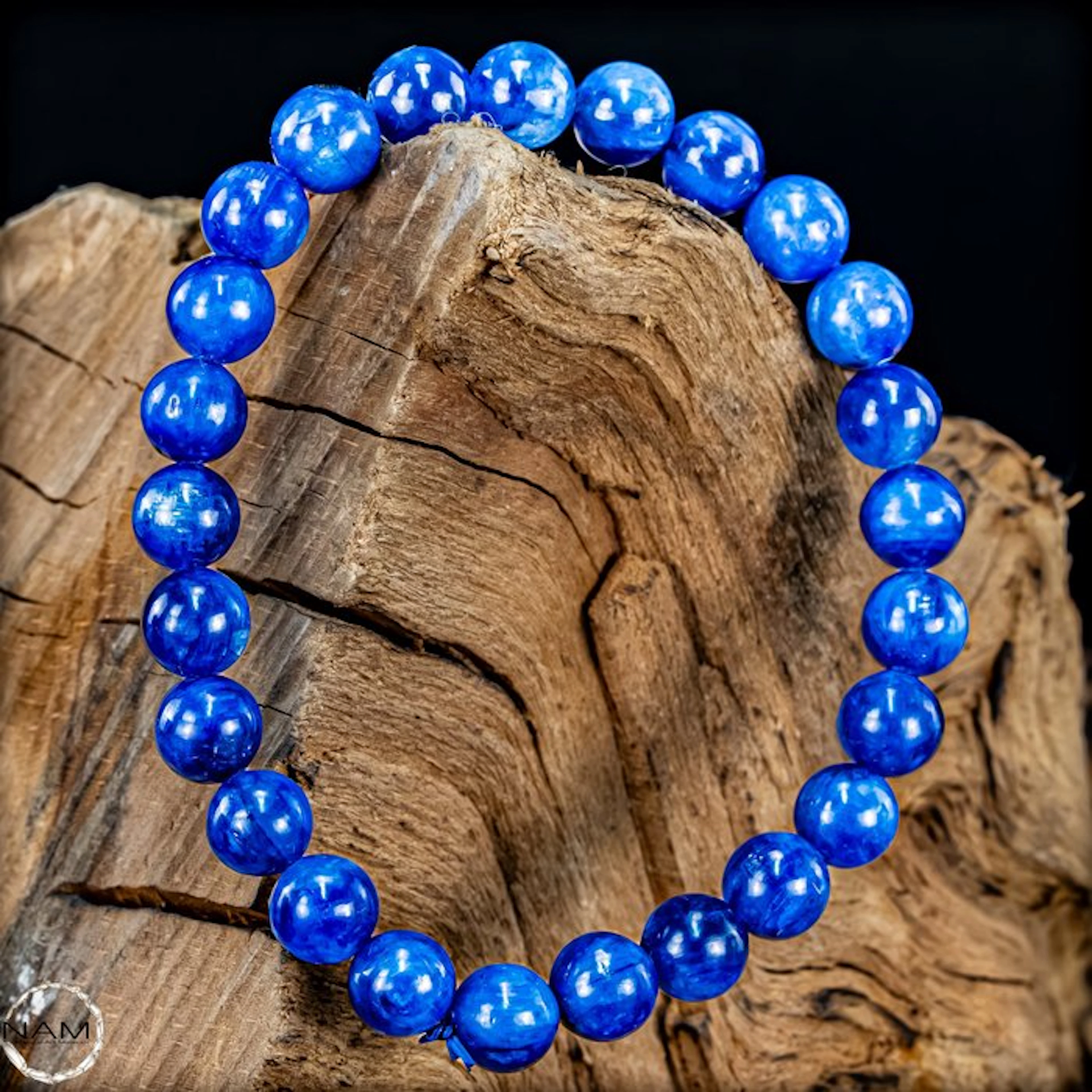 Elegant Kyanite Bracelet – Deep blue tones and natural elegance 99.4