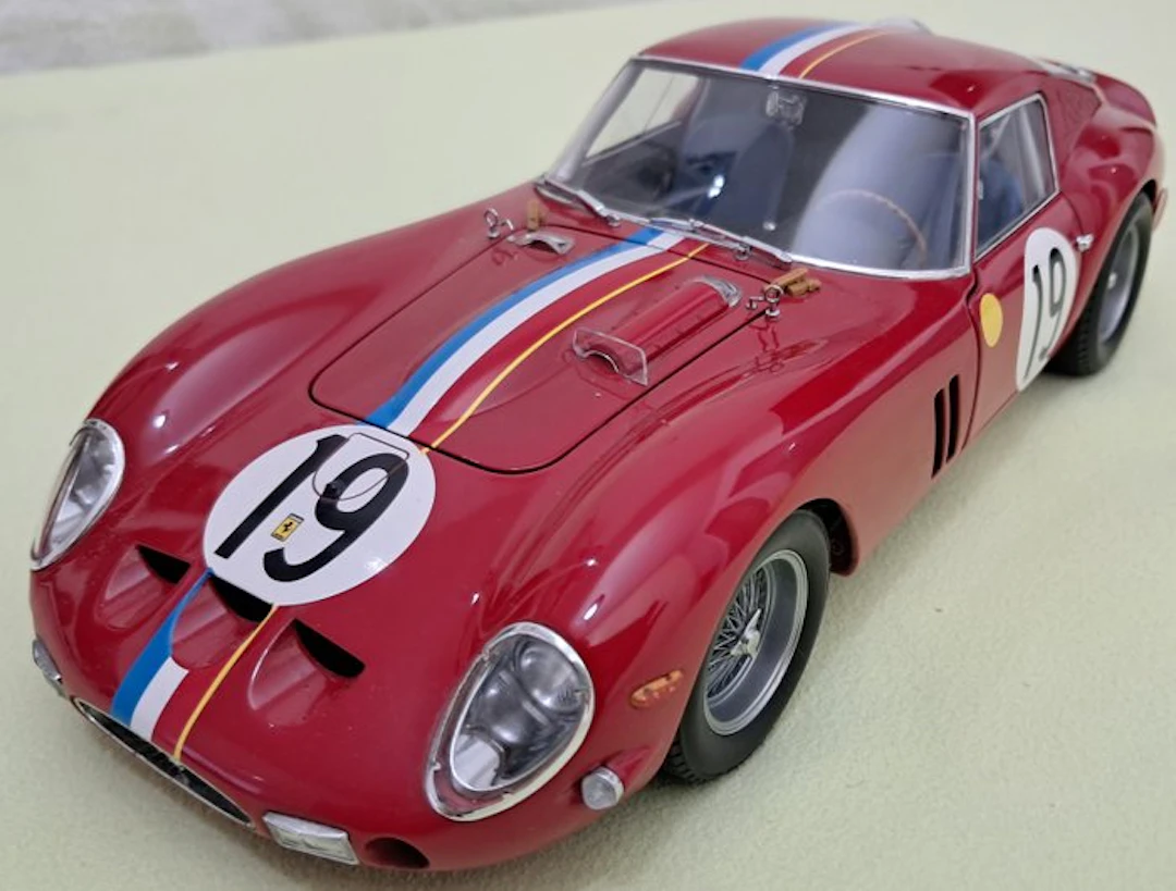 Kyosho 1:18 - Model sports car - FERRARI 250 GTO 1962 n. 19