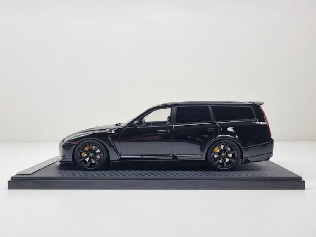 Ivy Merit 1:18 - Model car - Nissan Skyline GTR R35 Wagon...