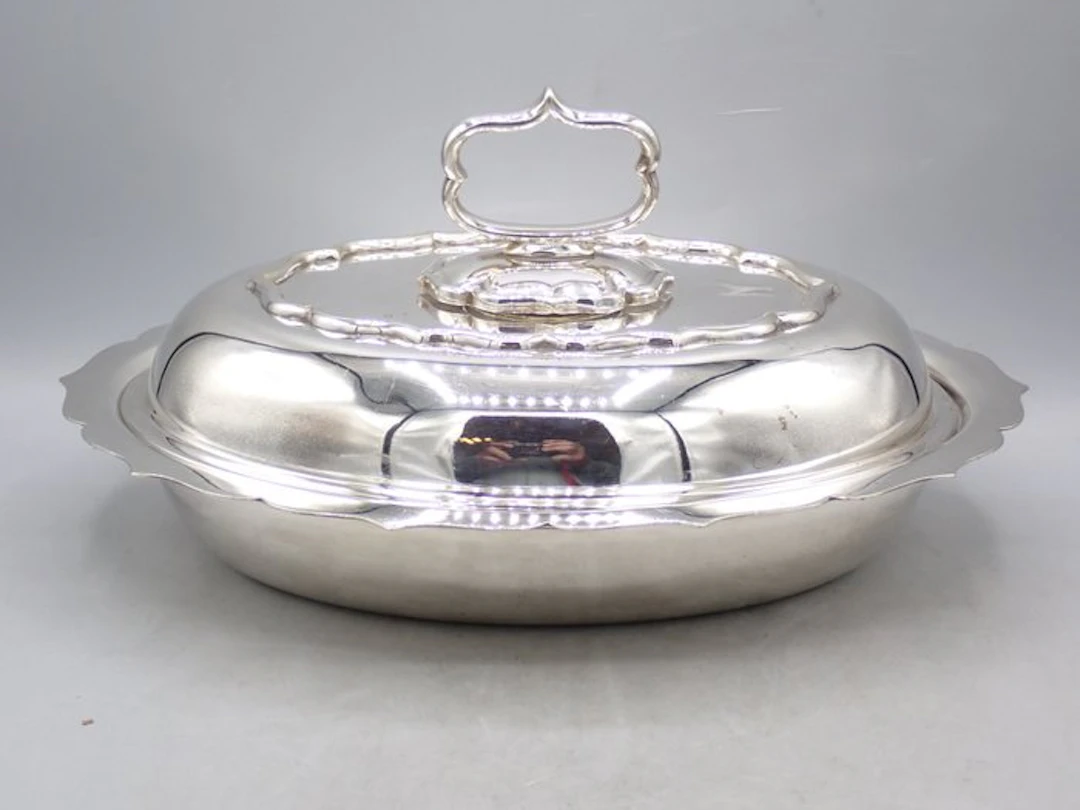 W&G Sissons, Sheffield - Tureen - Silverplated