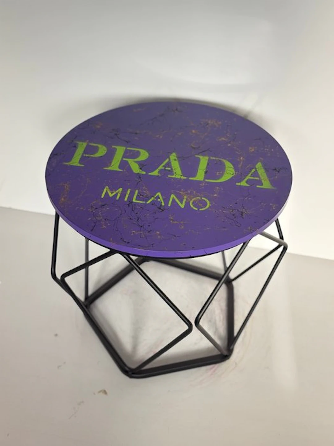 Rob VanMore - Tea-Time by Prada Table - ø40cm