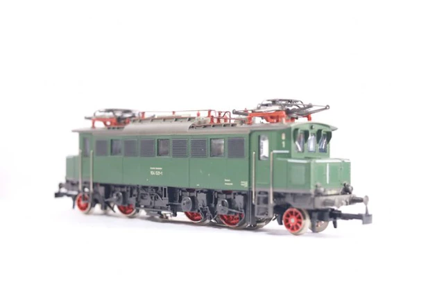 Märklin H0 - 3049 - Electric locomotive (1) - BR 104 - DB