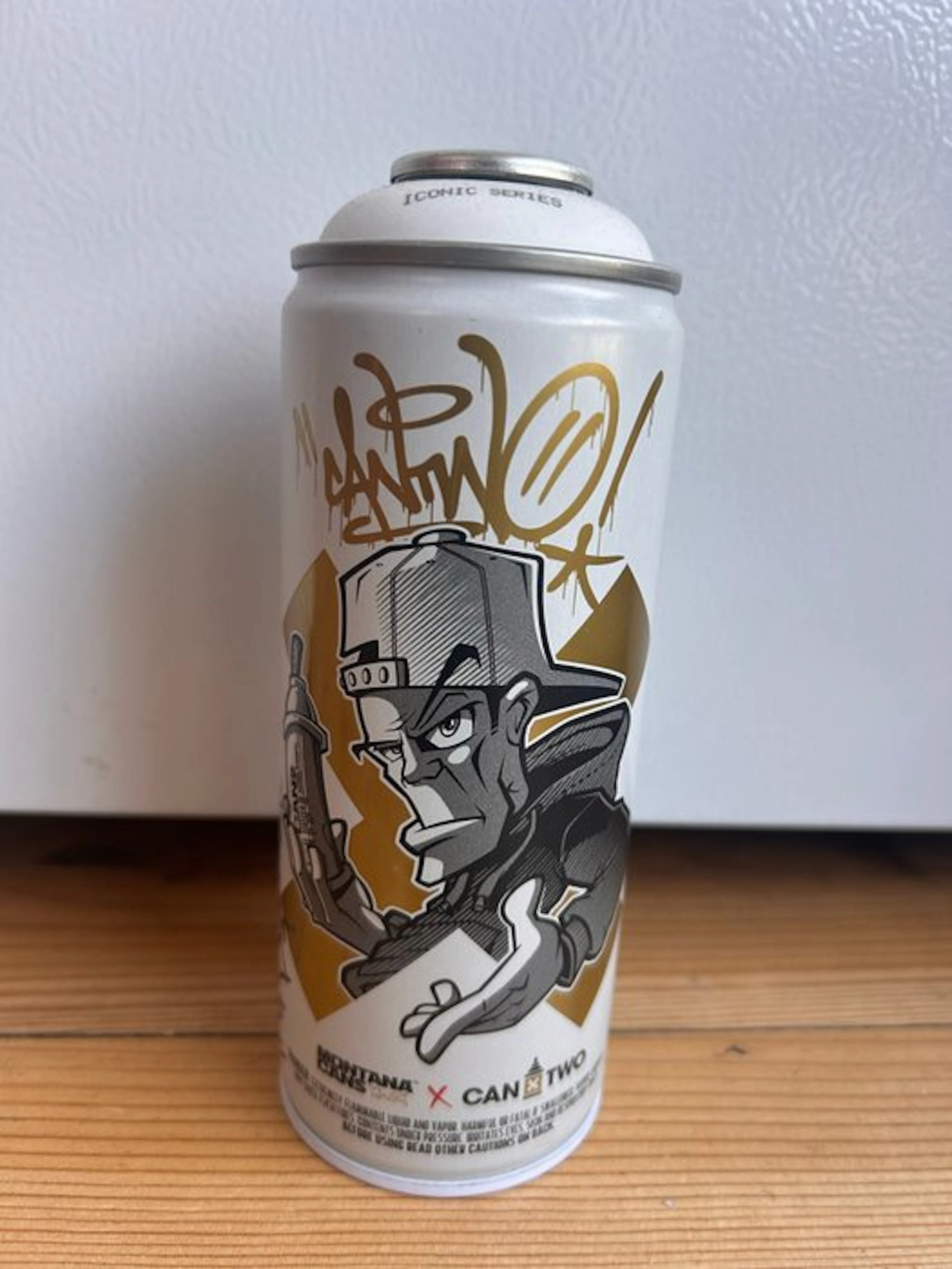 Futura 2000 (1955) - Spray signed by Canto