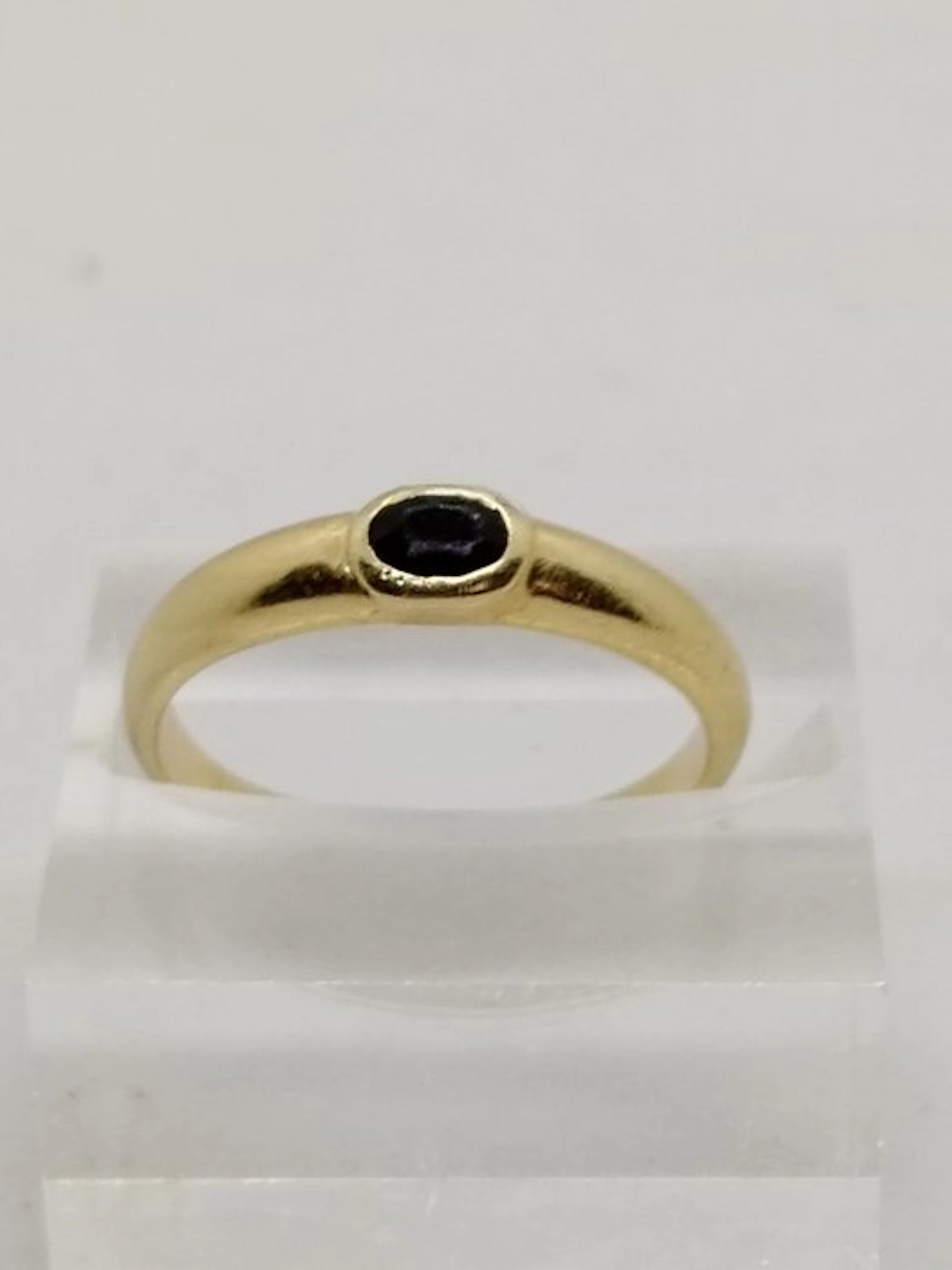 Ring - 18 kt. Yellow gold Garnet