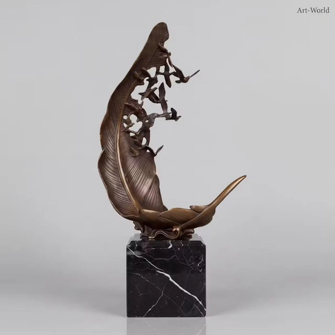 Statue, Exclusief bronzen sculptuur van een veer 35.5 cm...