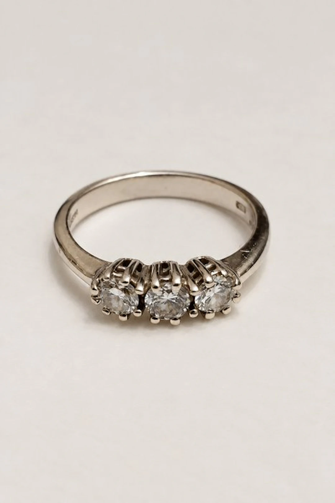 Ring - 18 kt. White gold Diamond (Natural) - Diamond - Anello Trilogy Modena