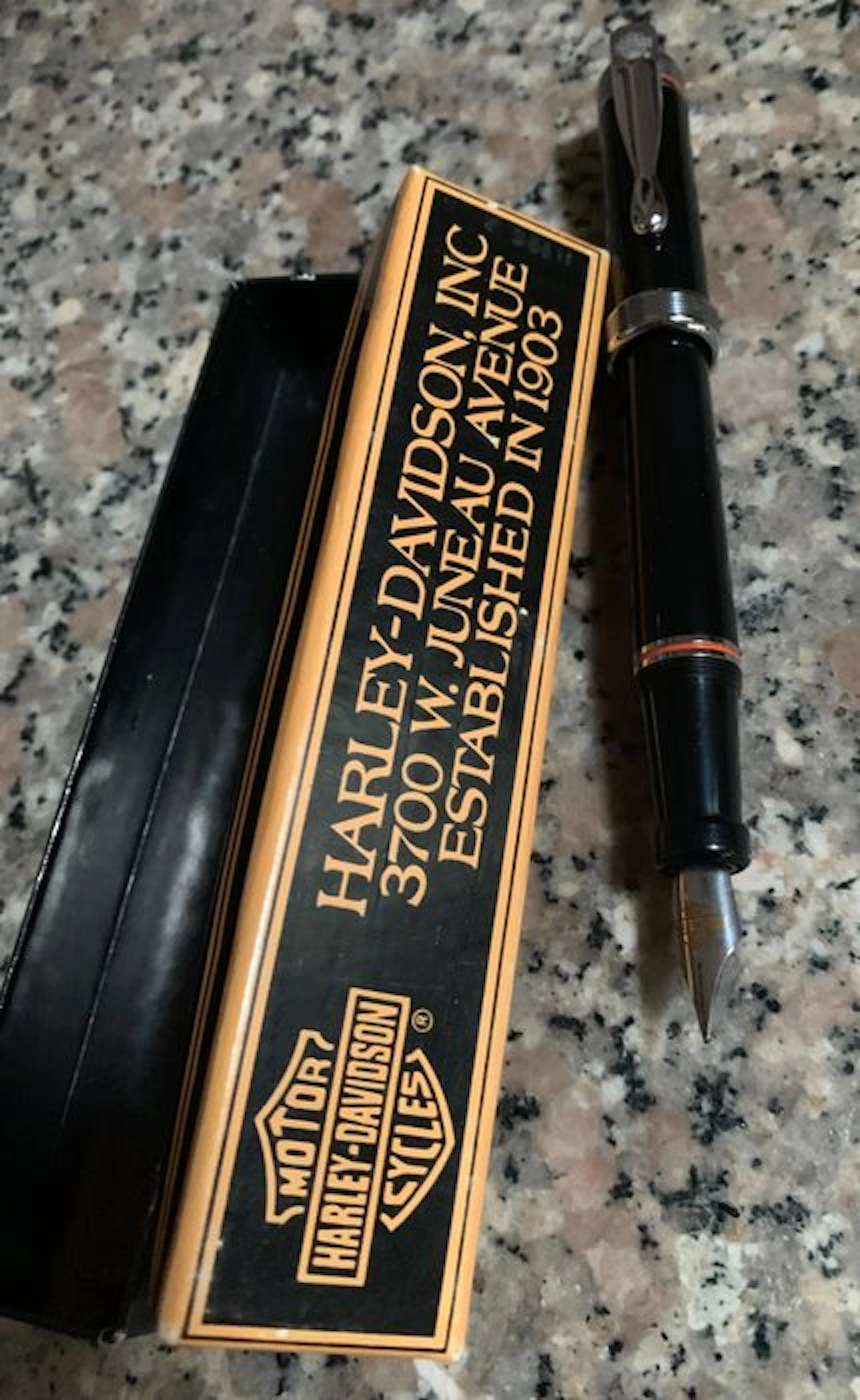 Harley-Davidson - Harley-Davidson licensed fountain pen...