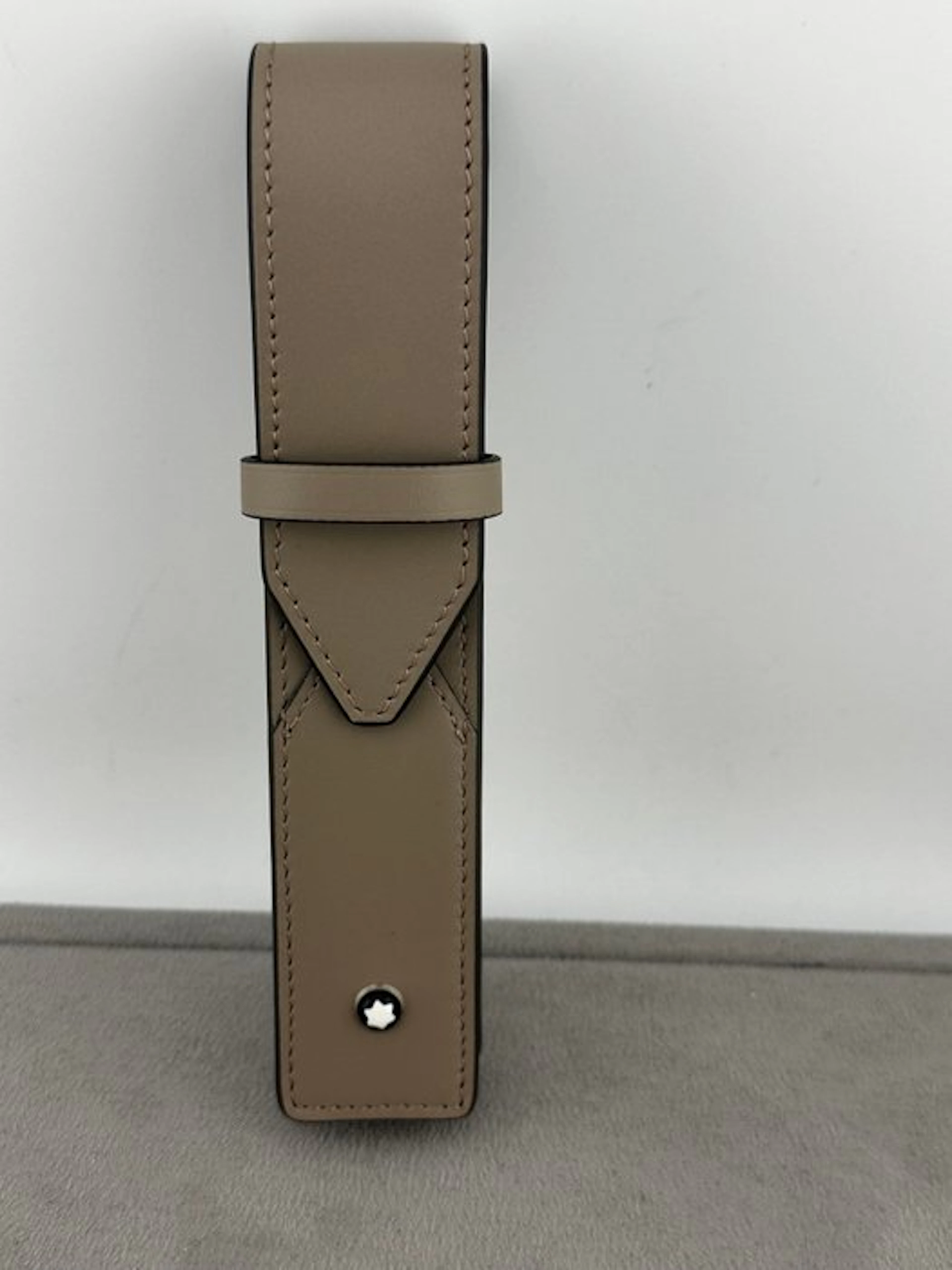 Montblanc - Pencil box - #131266 Greige : A shade...