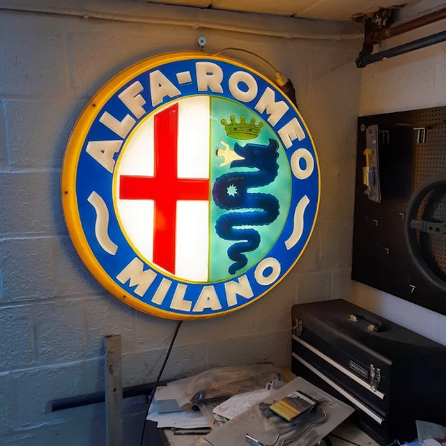Alfa Romeo neon sign, Milan, 1950s - Lighted sign - Plastic