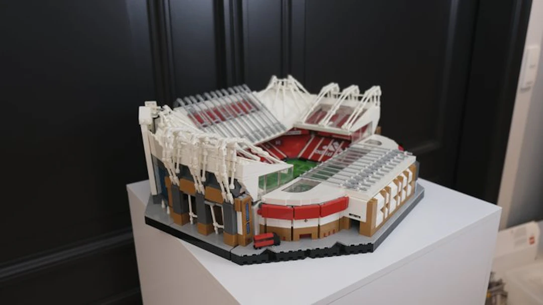LEGO Set - 10272 - Icons - Old Trafford - Manchester United - Used - Retired