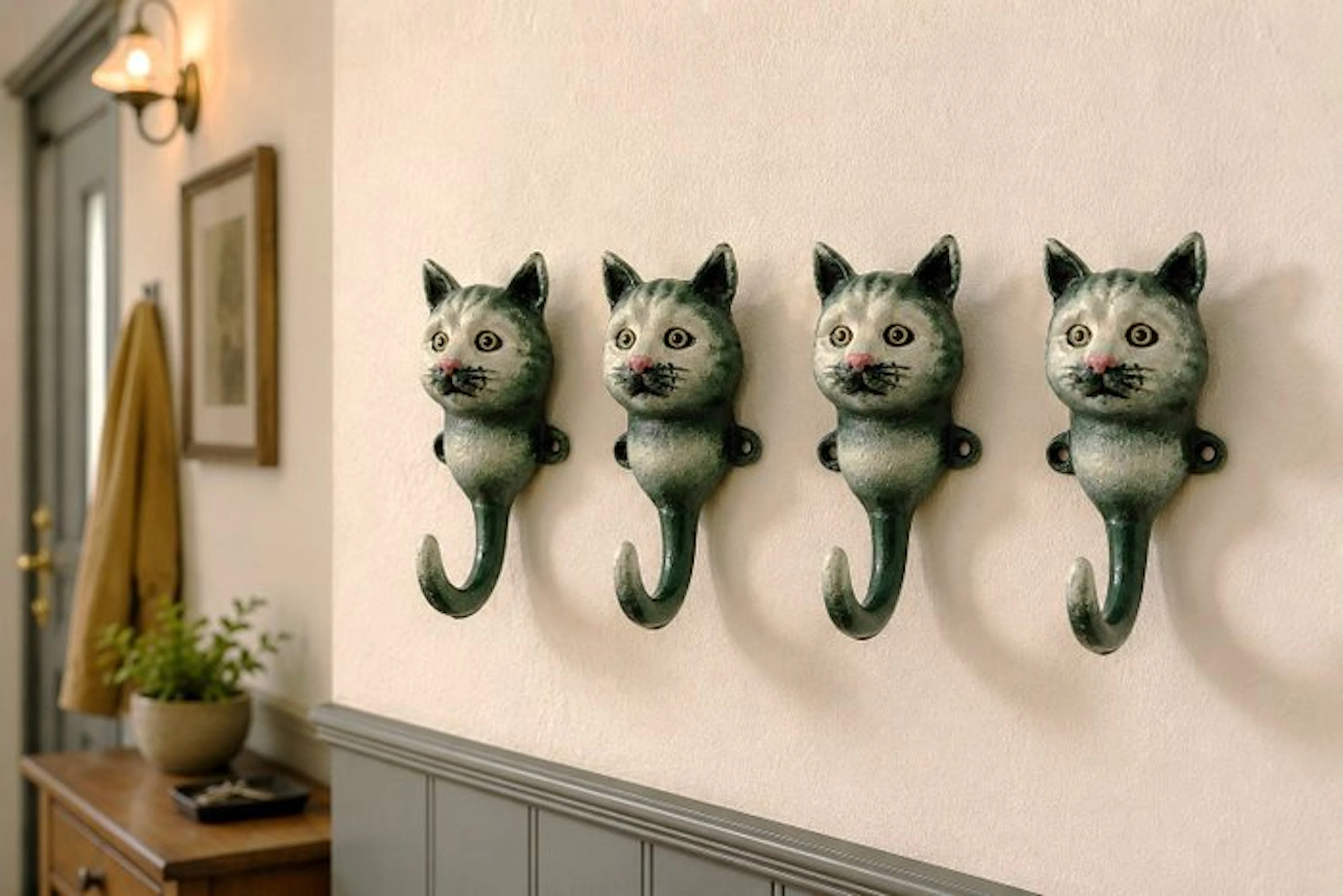 Coat rack (4) - Cast iron - 4 coat rack hooks