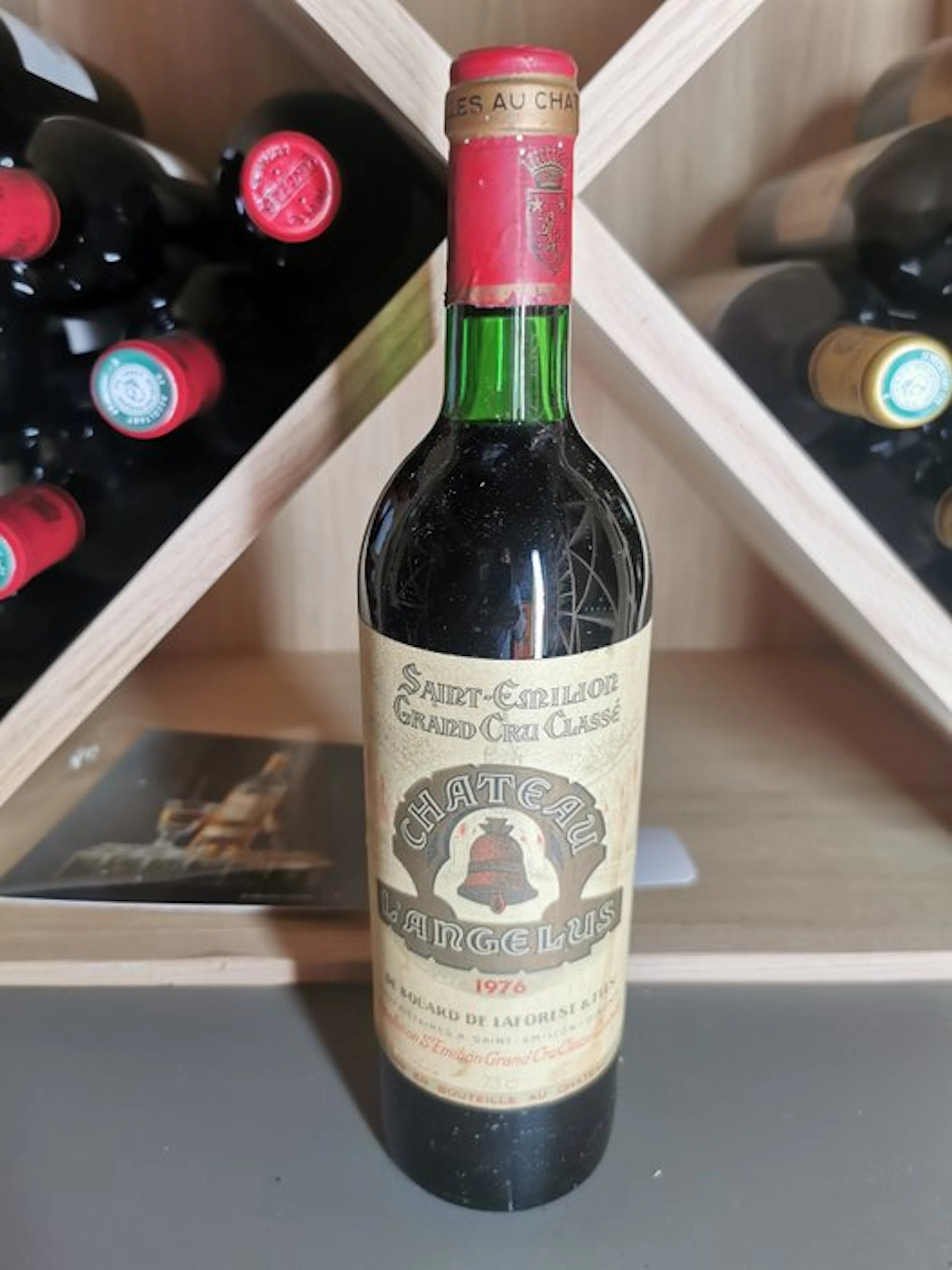 1976 Chateau l'Angélus - Saint-Émilion Grand Cru Classé - 1 Bottle (0.75L)