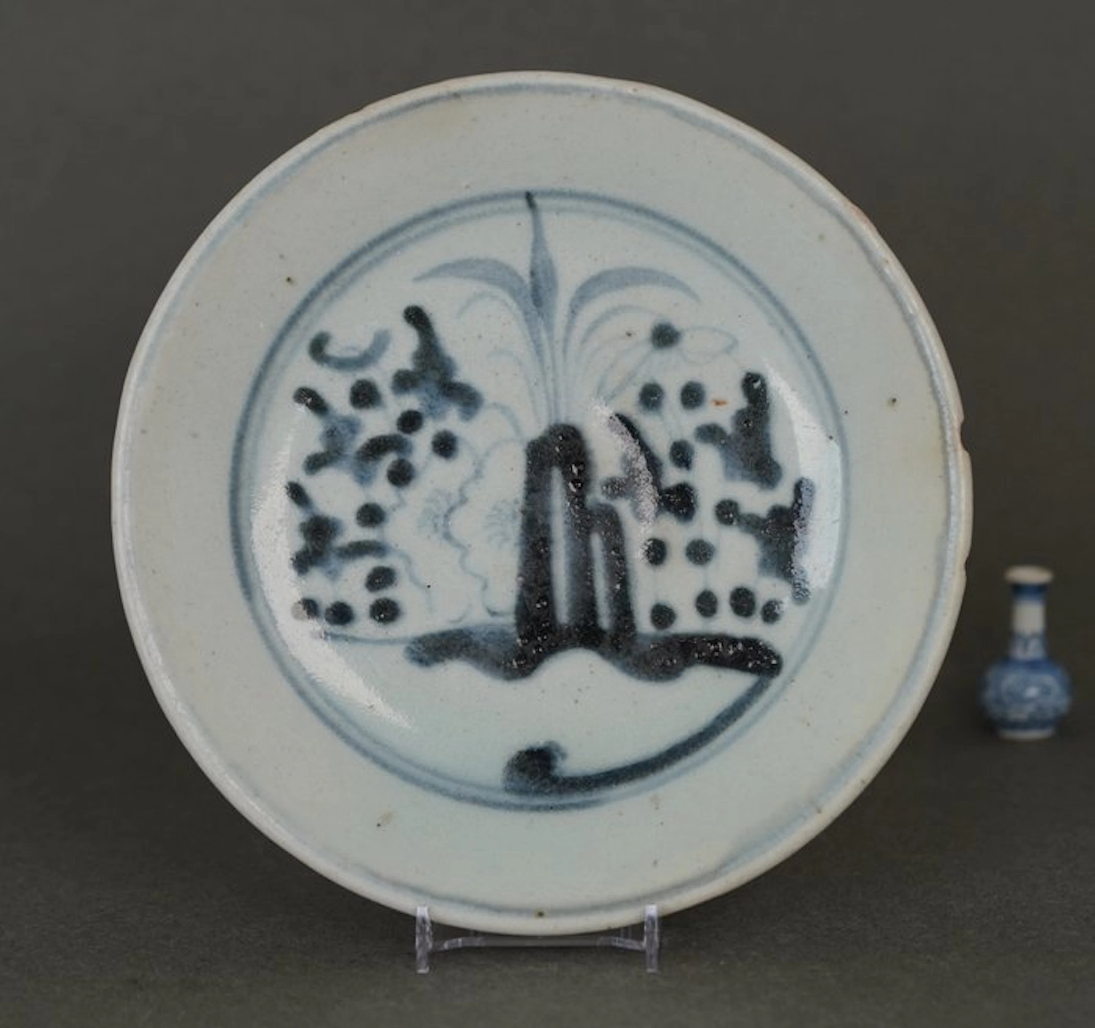 Jiaqing (1796-1820) - Bowl - Large Stylized Florals in...