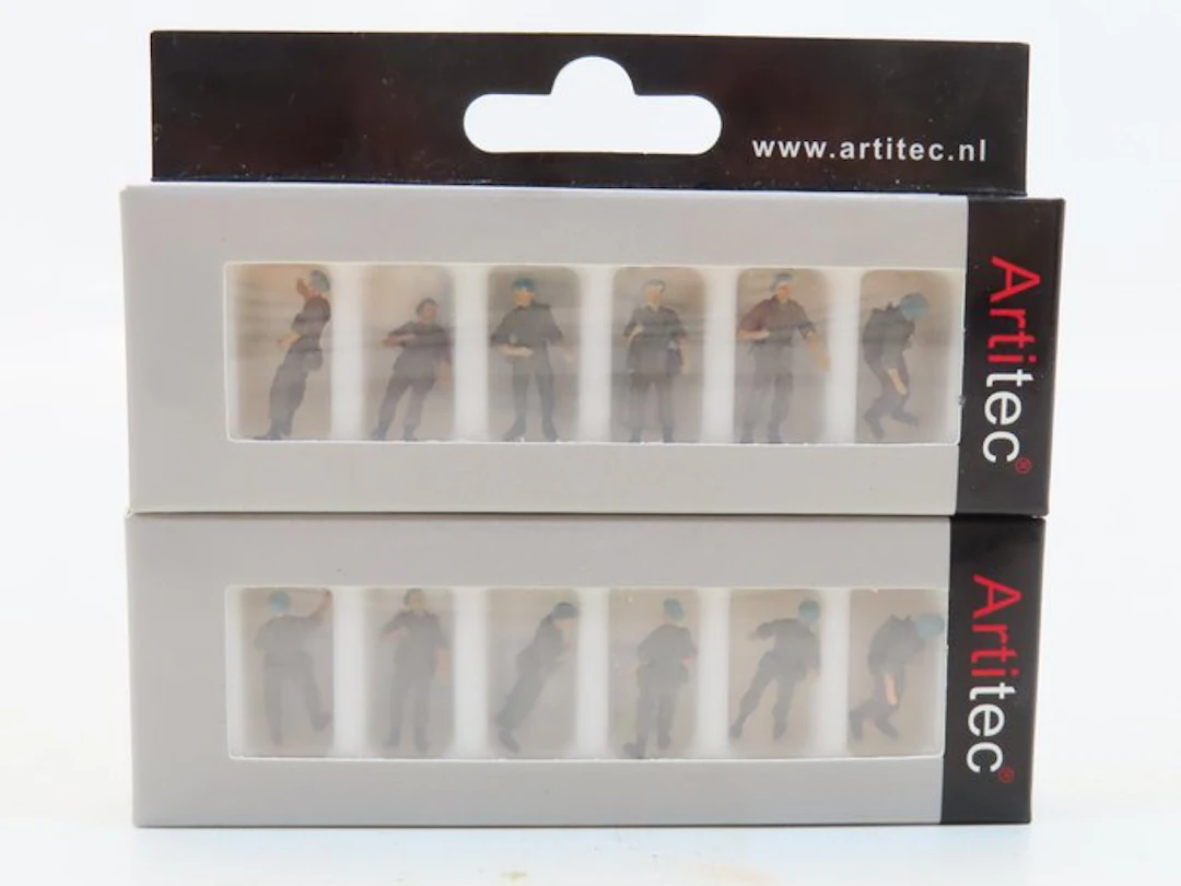 Artitec H0 - 387.162 - Model train figures (2) - 12x NL UNFIL Patrol figures