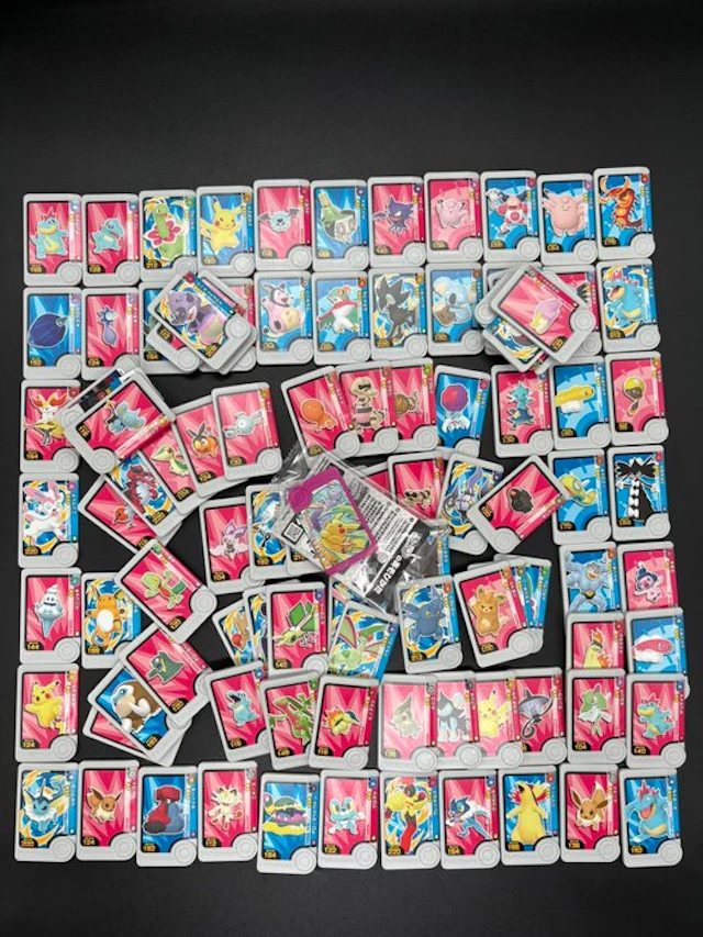 Pokémon - 100 Mixed collection - Various sets