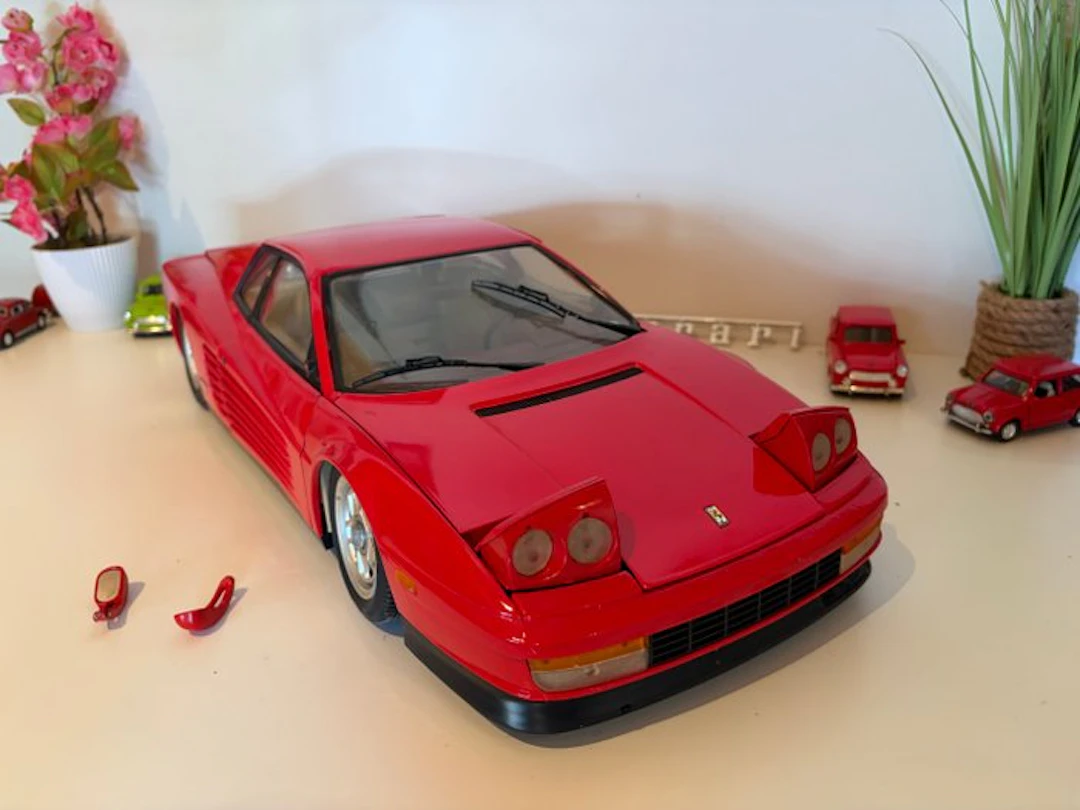 Pocher 1:8 - Model car - Ferrari Testarossa