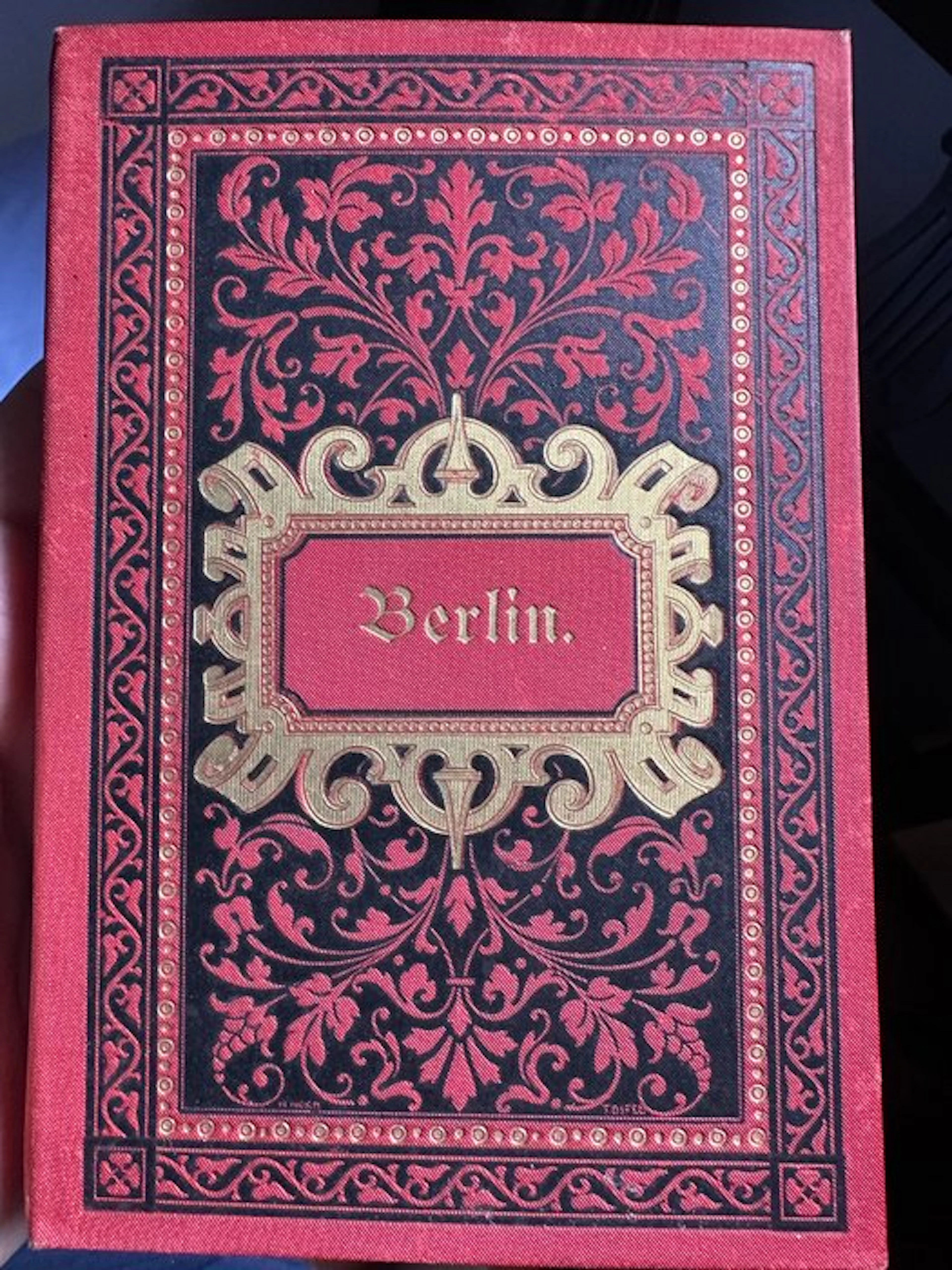 E. Oertel - Berlin – E