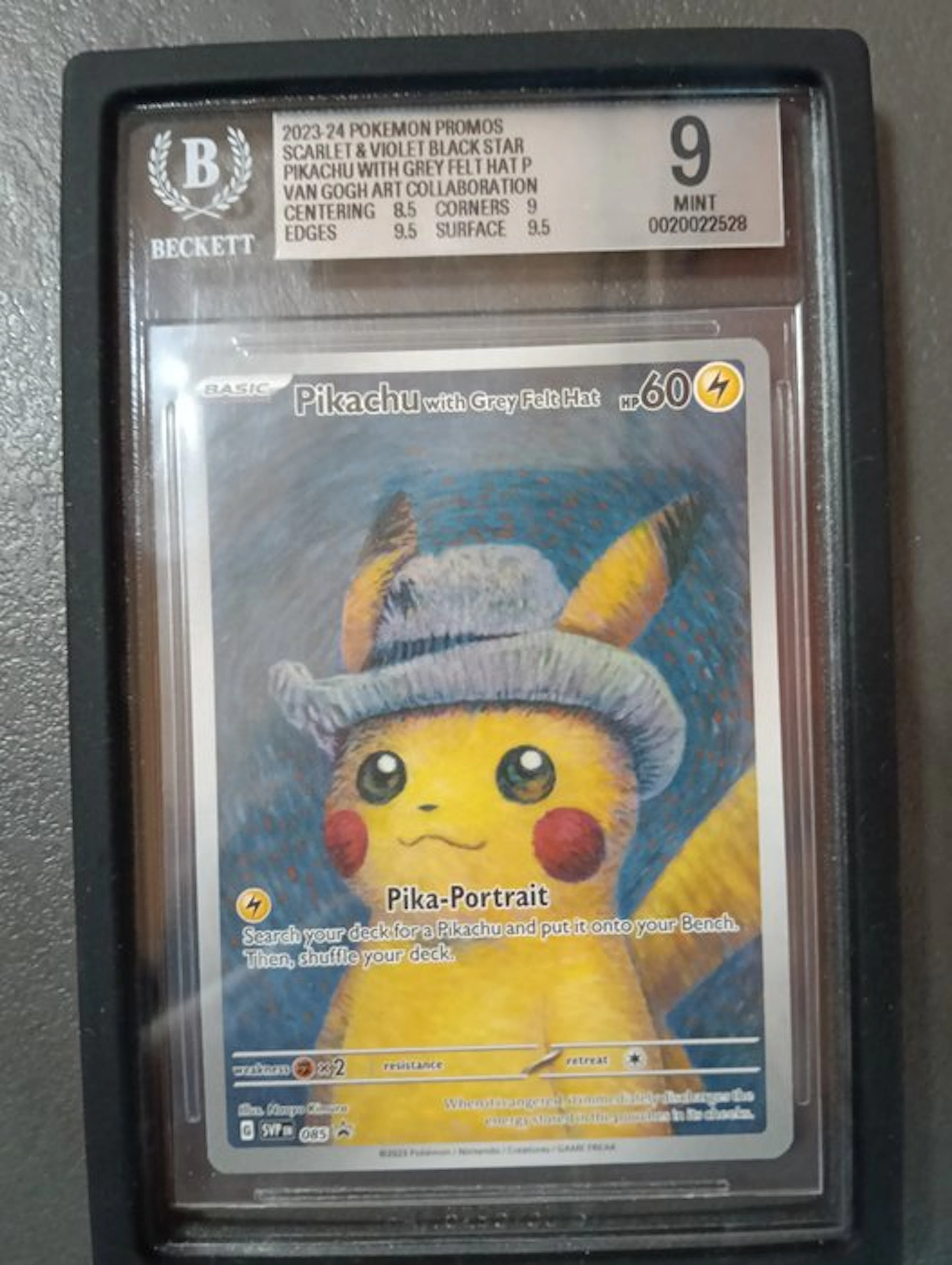 Pokémon - 1 Graded card - Pikachu SVP 085 Promo card - Beckett 9