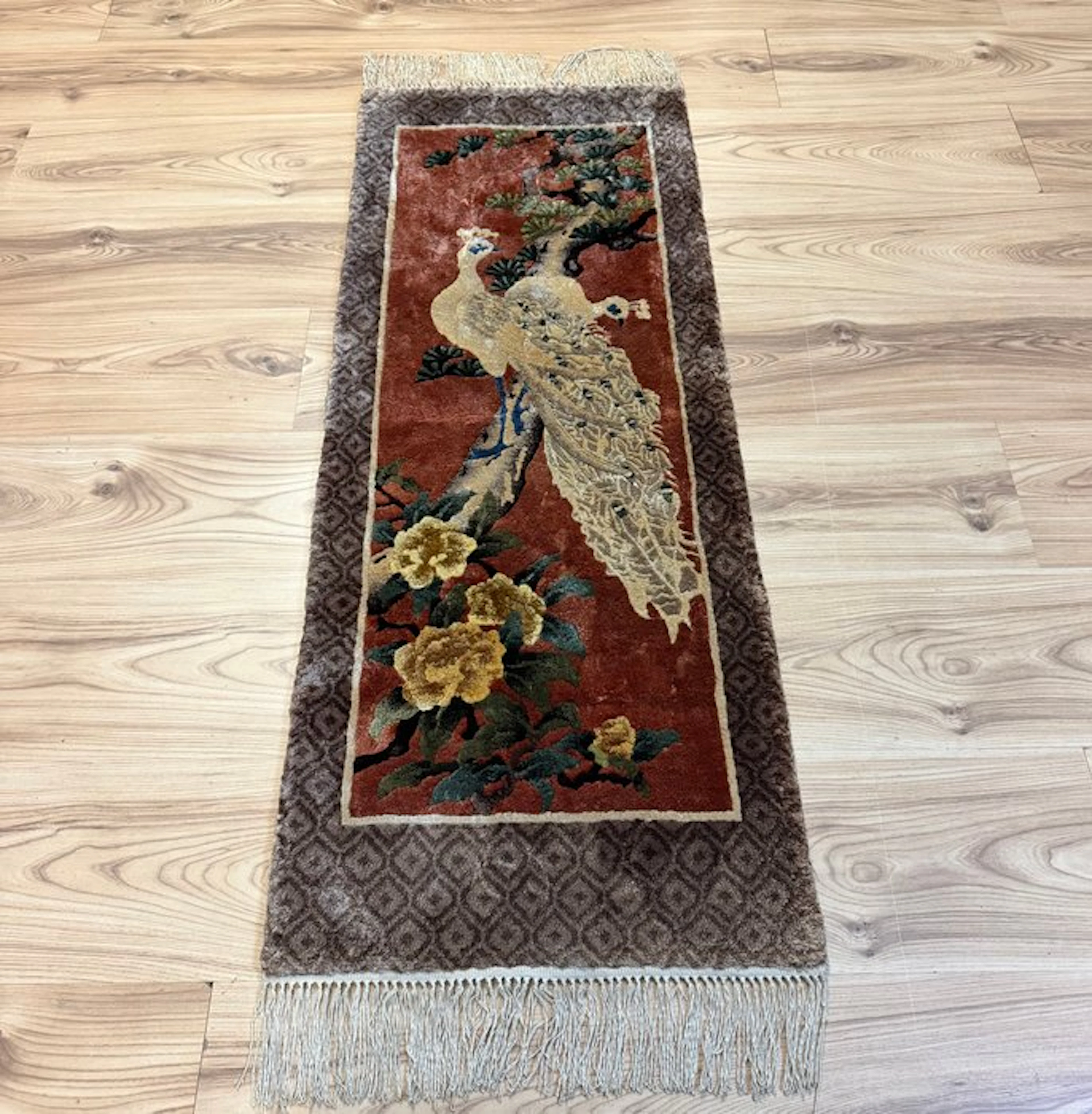 China - Rug - 1.22 m - 0.46 m - Asia gold animal Silk!
