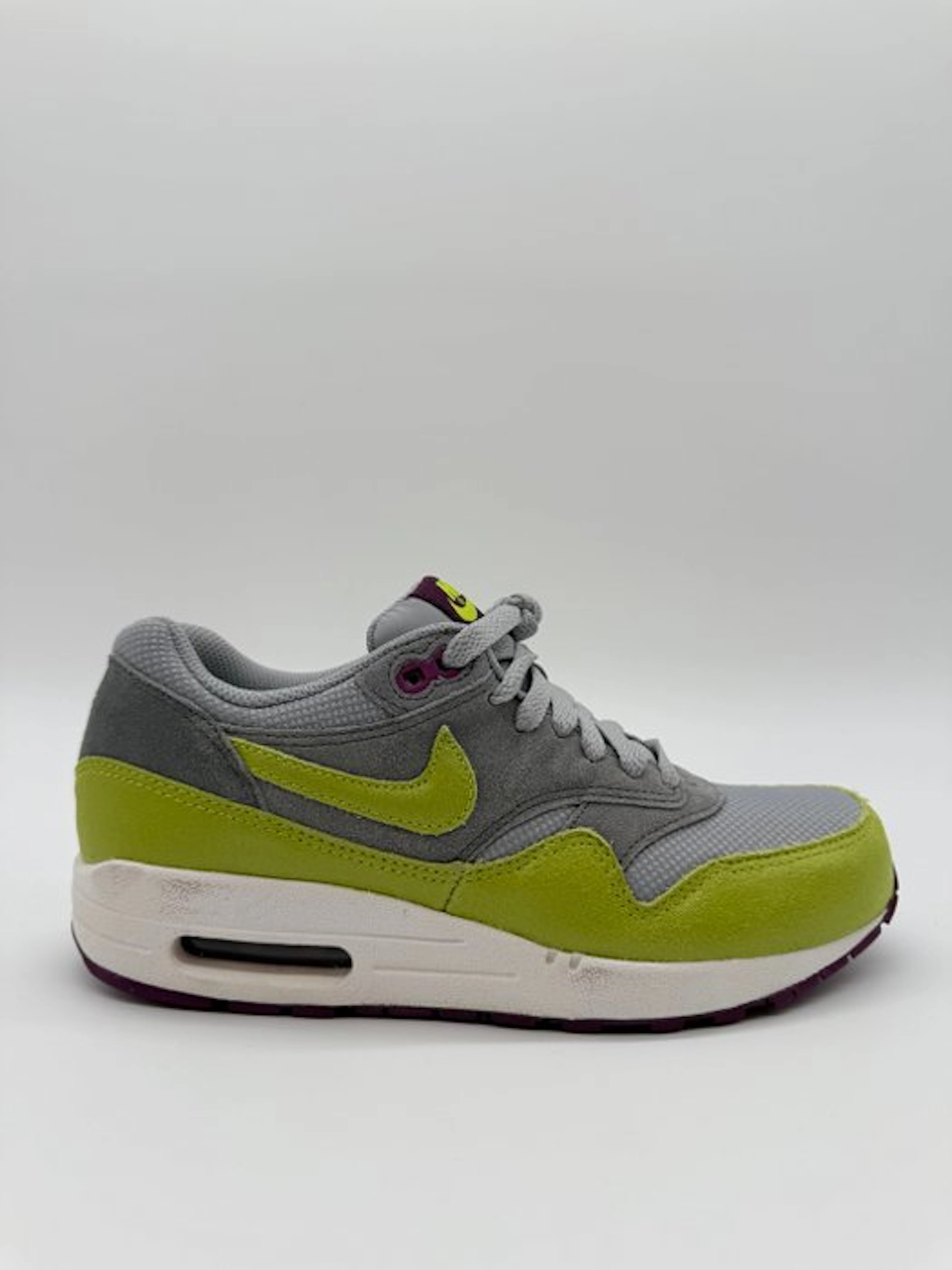 Nike - Nike Air Max 1 Purple Volt - Sneakers - Size: EU 37.5